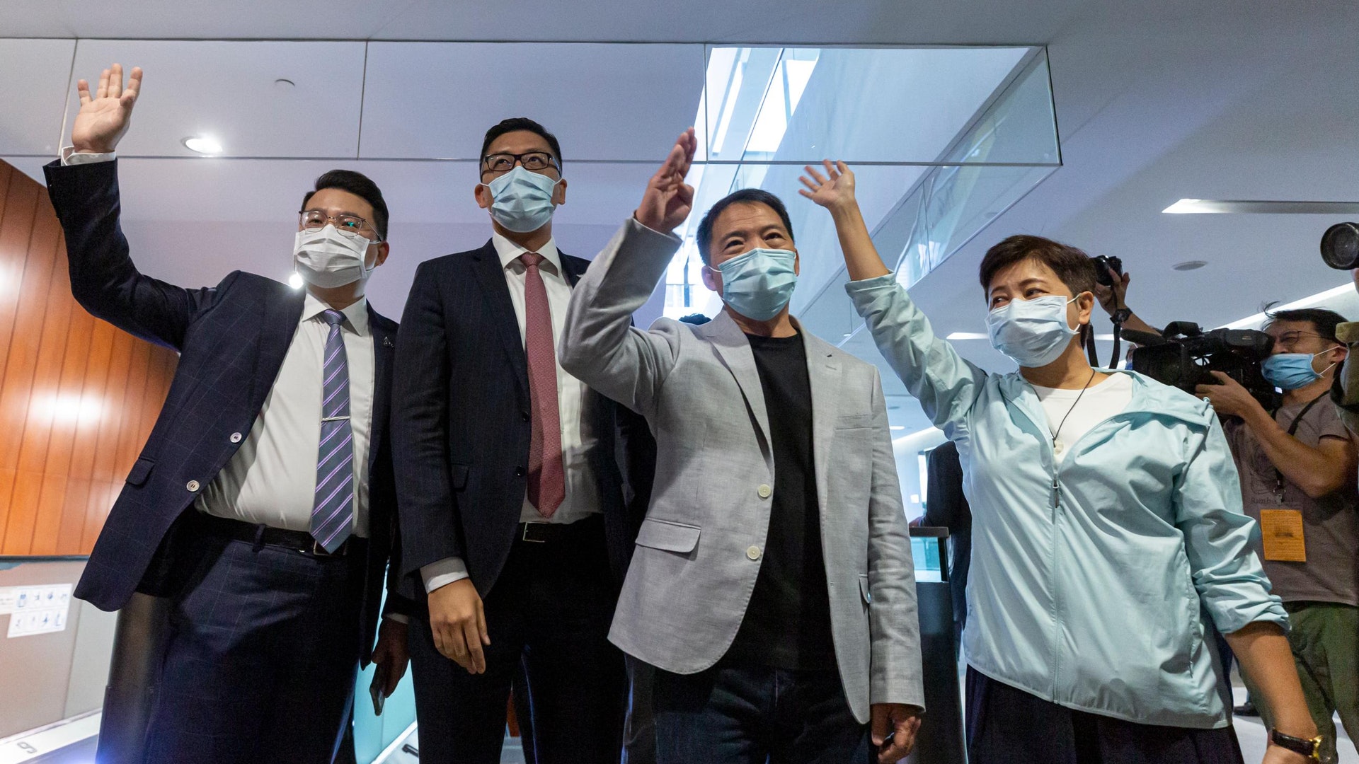 分析︱民主黨被指「鼓吹港獨」 澳門大規模DQ參選人惹非議 分析︱民主黨被指「鼓吹港獨」 澳門大規模DQ參選人惹非議