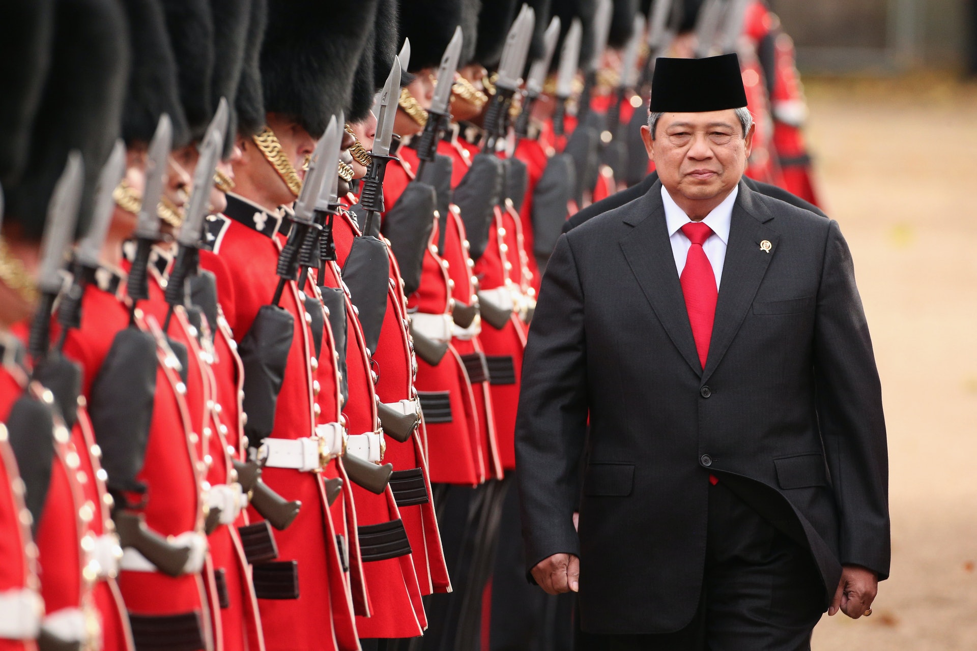 印尼前任總統蘇西諾于2004年就職總統，2007年開始籌備建設跨海大橋，但最終都沒能實現這一偉願。（Getty）