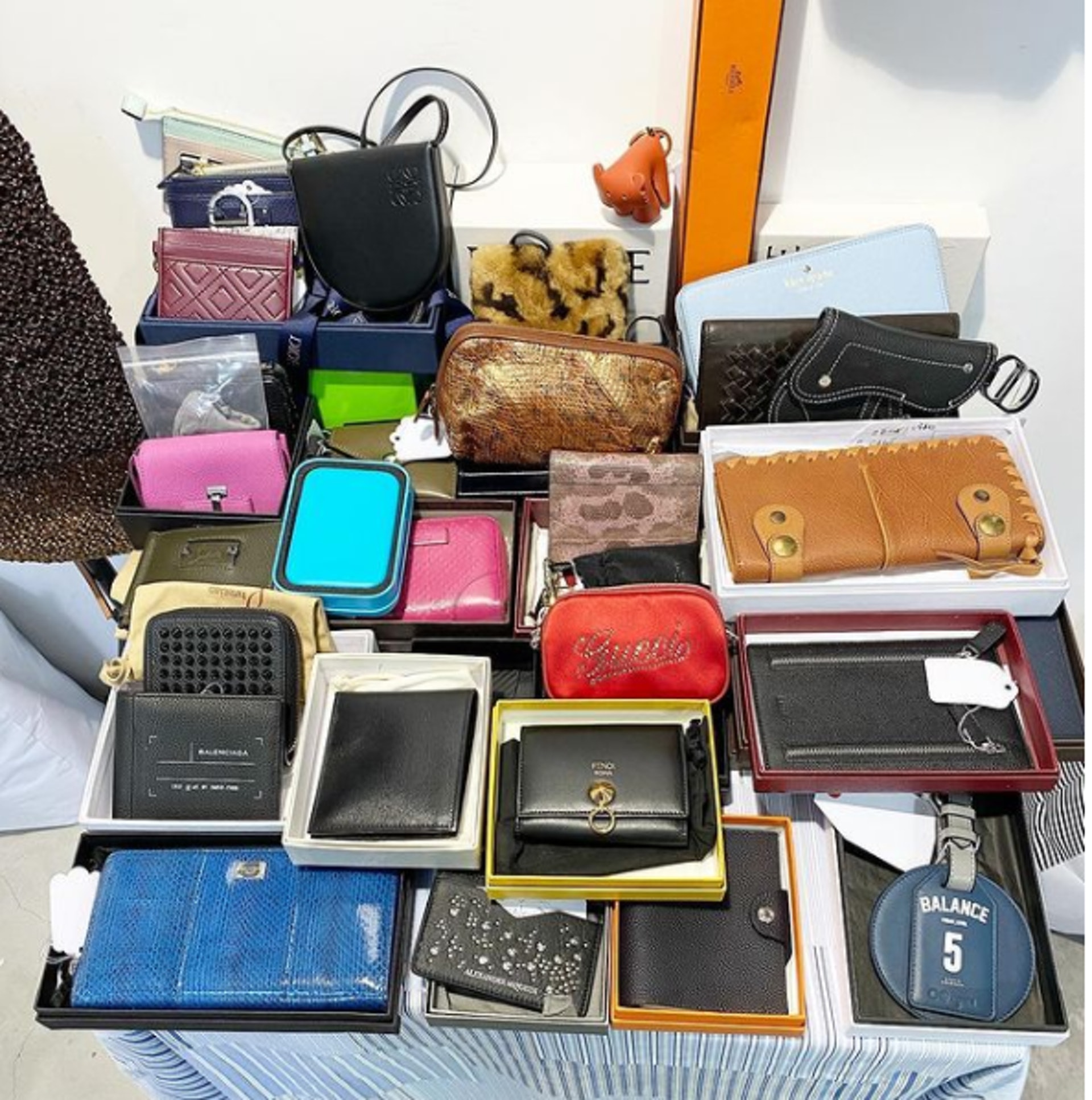 Hermes Gucci Old Celine大集合上環期間限定店中古名物尋寶 Hermes Gucci Old Celine大集合上環期間限定店中古名物尋寶