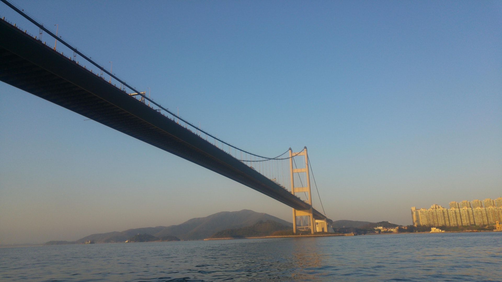 政府增青馬大橋通航高度限制至57米先立法下周三再審議 香港01 社會新聞