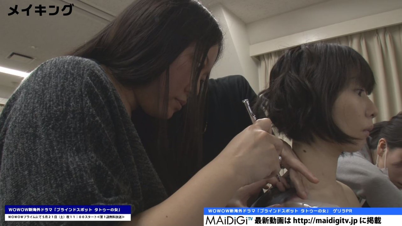 鳥居美雪公開「無痛刺青」過程(Youtube@maidigitv) 鳥居美雪公開「無痛刺青」過程(Youtube@maidigitv)