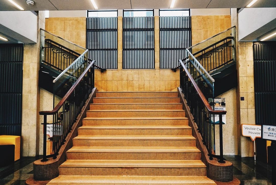 前粉嶺裁判法院原稱「新界裁判署」，50年代建成，於2002年停用，2010年被列為三級歷史建築物。（圖片來源：IG@cwo.foto）