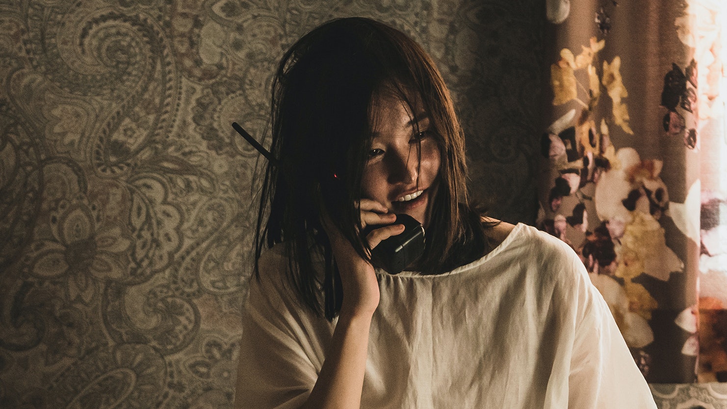 超時空通話影評|一場電話隔世追兇 以祖父悖論分析Netflix新作 超時空通話影評|一場電話隔世追兇 以祖父悖論分析Netflix新作