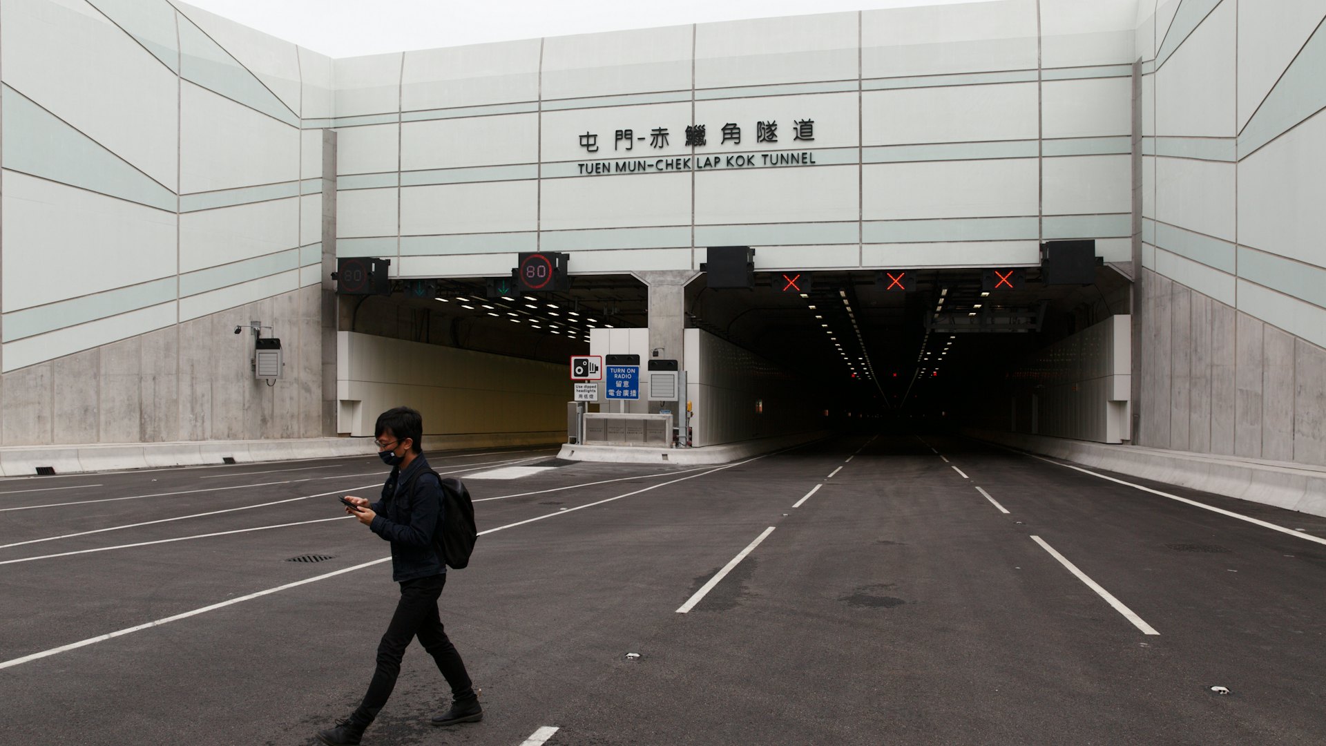 審計報告|港珠澳大橋拖累遲交工地 屯赤隧道延4年 公帑𠻀10億 審計報告|港珠澳大橋拖累遲交工地 屯赤隧道延4年 公帑𠻀10億