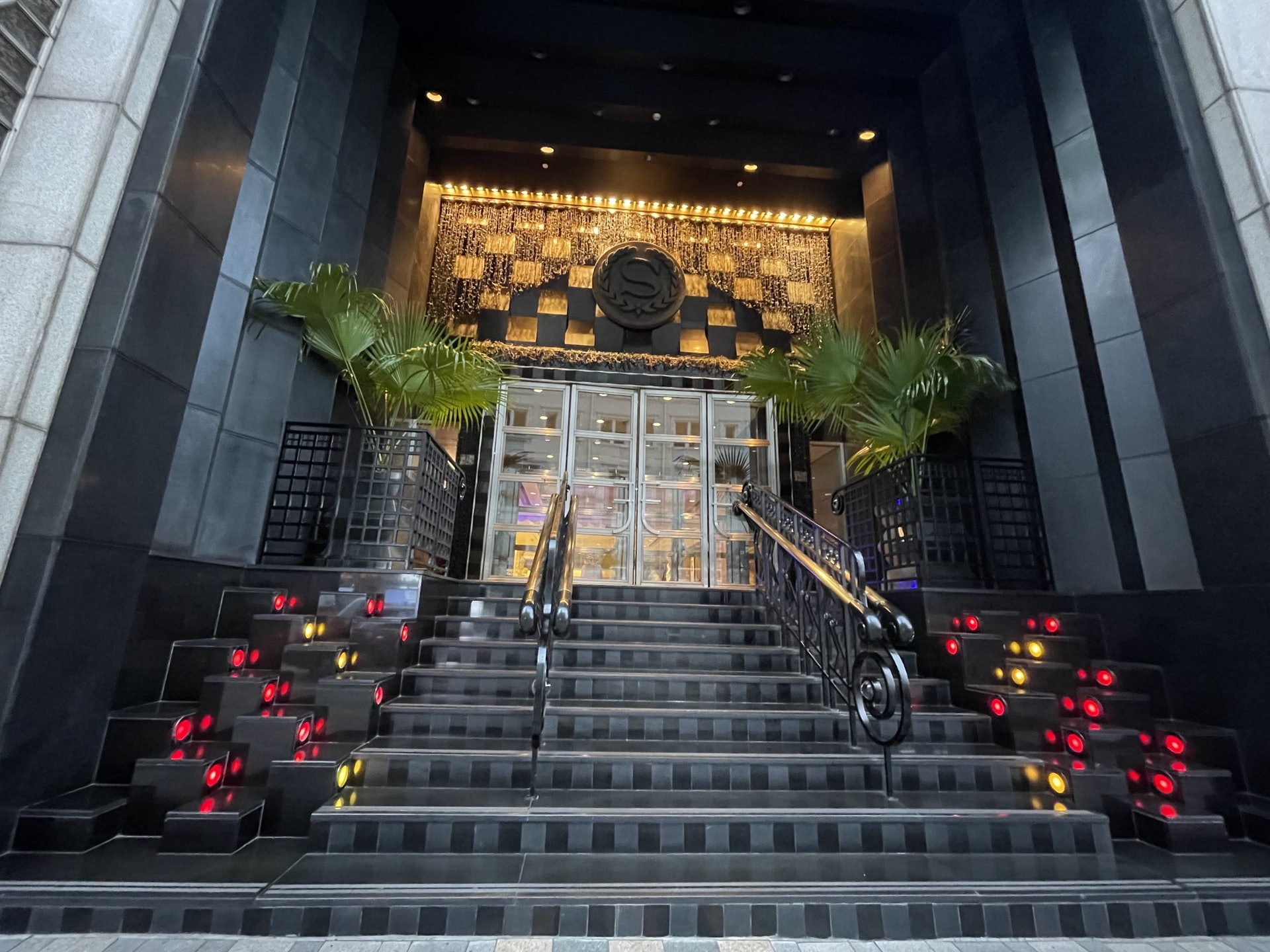 尖沙咀喜來登酒店本月22日起列為特定檢疫酒店。(勞敏儀攝) 尖沙咀喜來登酒店本月22日起列為特定檢疫酒店。(勞敏儀攝)