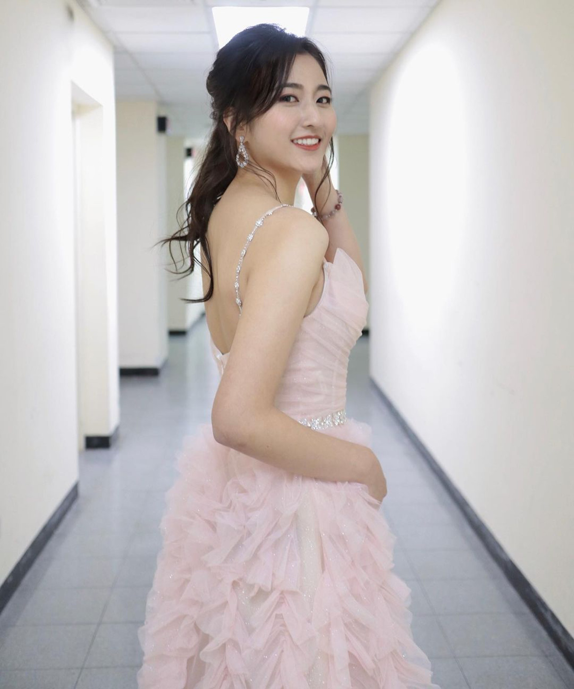 今年年頭加入《#後生仔傾吓偈》,成為第三代「後生仔」。(IG@bbbonnielui) 今年年頭加入《#後生仔傾吓偈》,成為第三代「後生仔」。(IG@bbbonnielui)