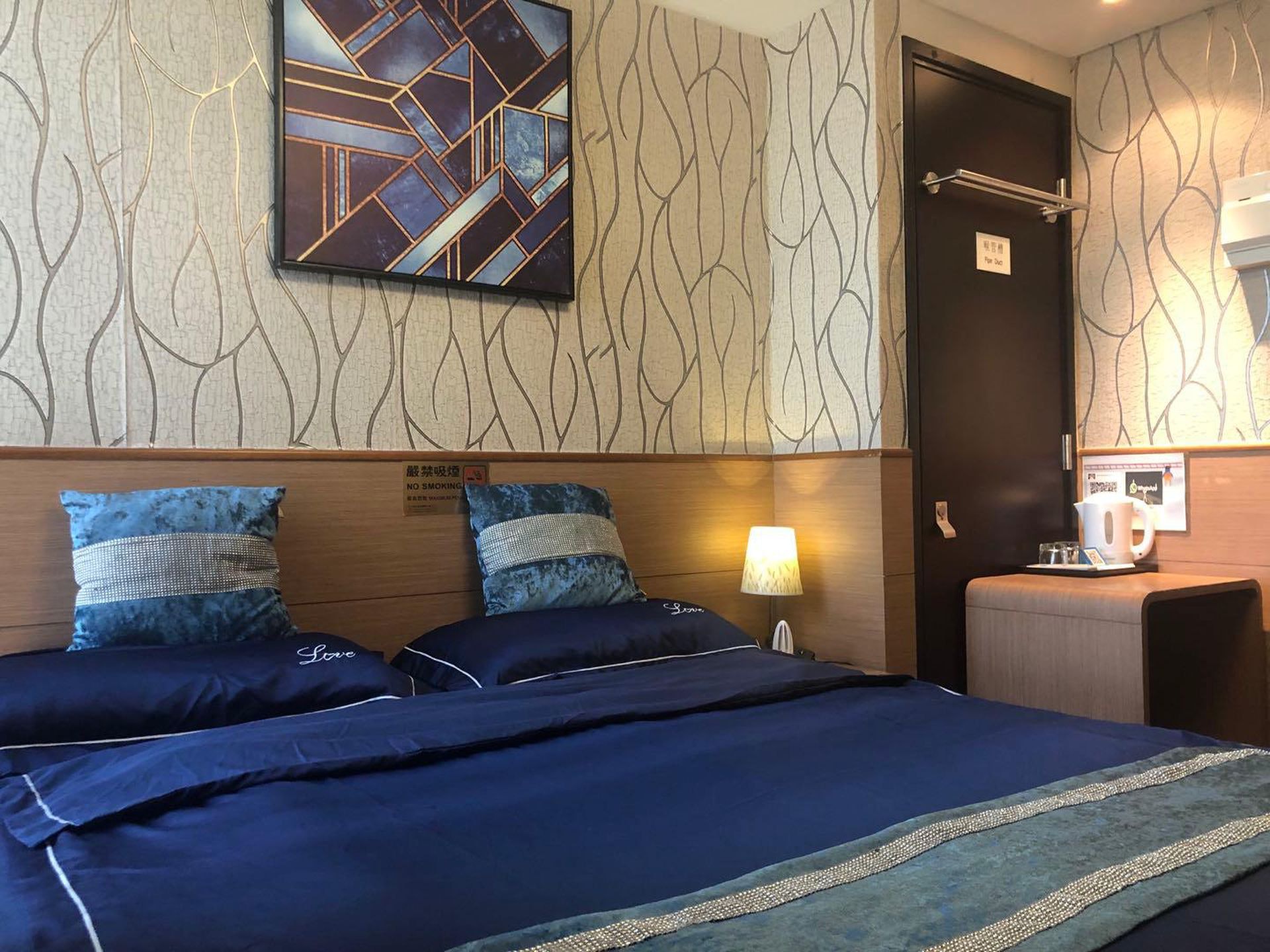 指定檢疫酒店 3間爆滿酒店最平350元晚紅茶館最快明年1月有房 指定檢疫酒店 3間爆滿酒店最平350元晚紅茶館最快明年1月有房