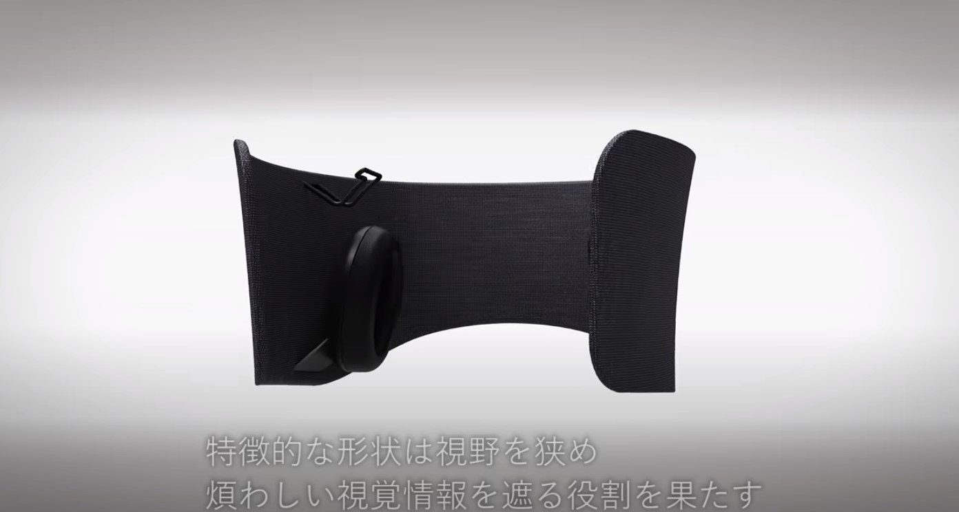 這就是把電單車頭盔的安全鏡給掰下來，然後換了一個方向吧？？（YouTube@Channel Panasonic - Official）