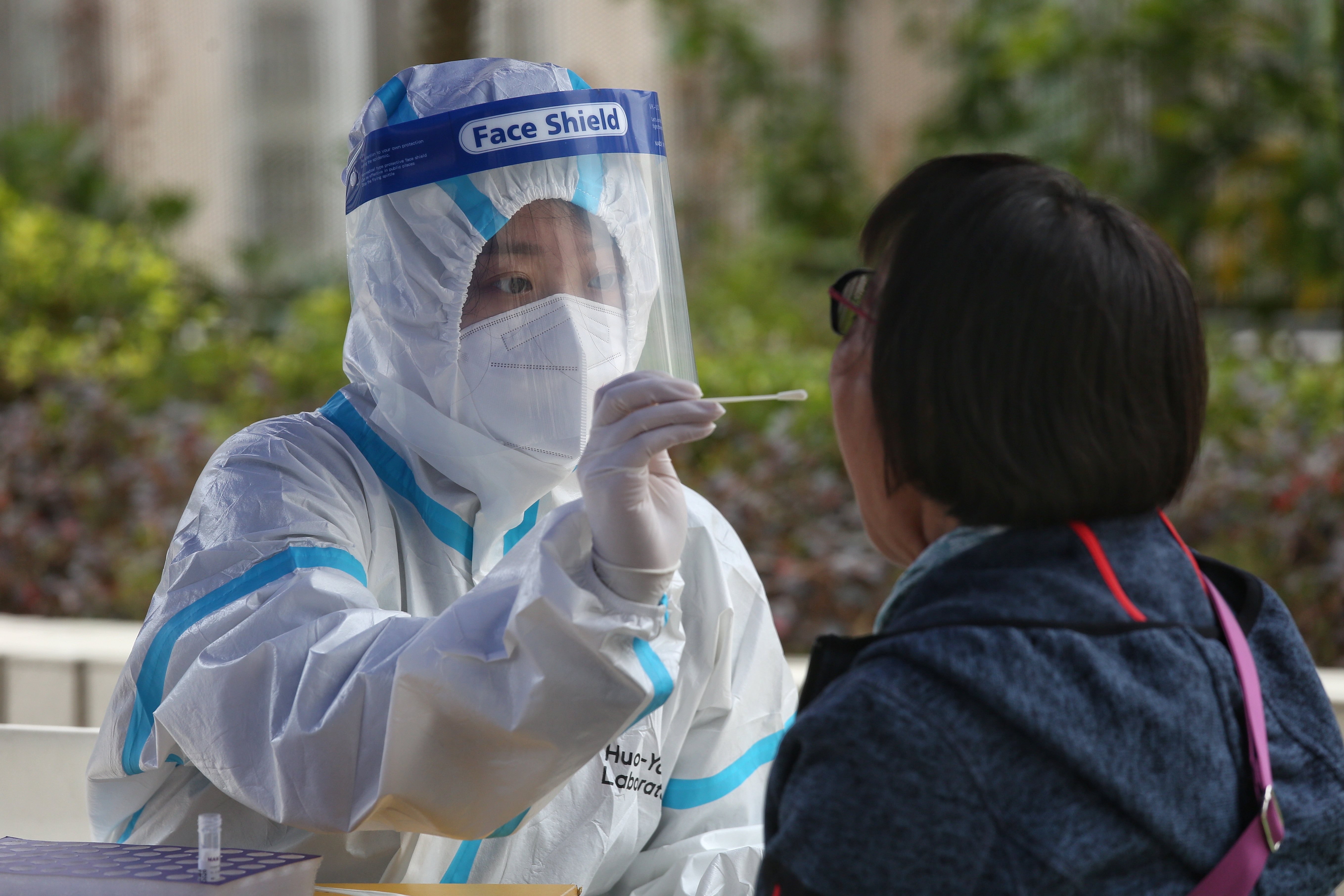 新冠肺炎｜寶達邨設採樣站　居民斥資訊混亂　冬至不能慶祝