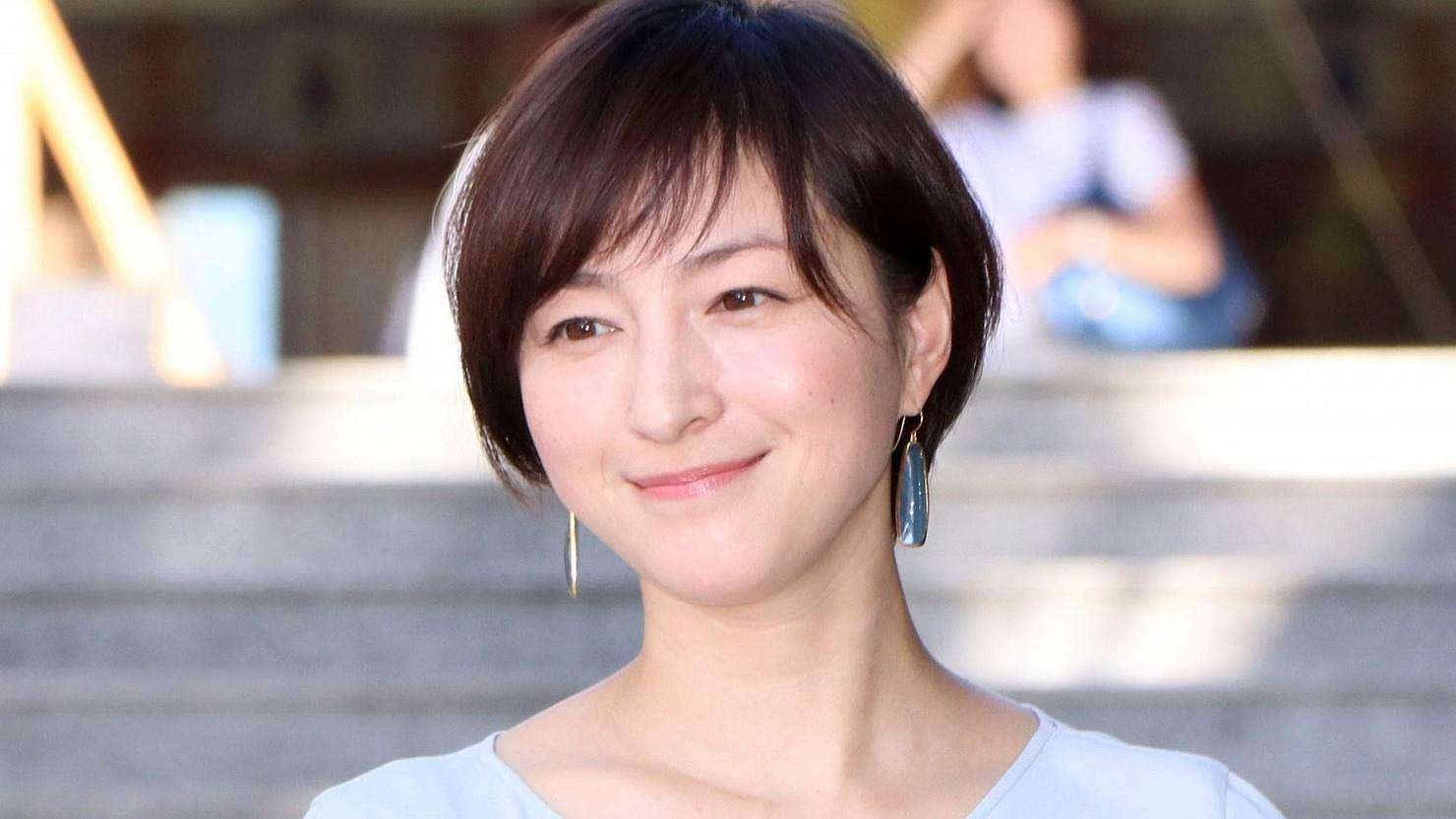 韓版廣末涼子 清純女團轉戰youtube大騷身材性感衣著彈琴爆紅