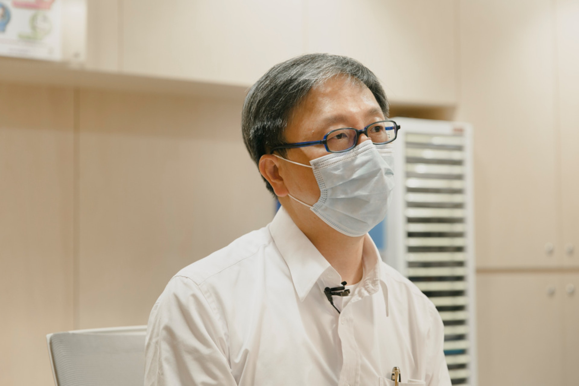 港大感染及傳染病中心總監何栢良批評,政府在抗疫上是「慢三拍」。(資料圖片 / 黃寶瑩攝) 港大感染及傳染病中心總監何栢良批評,政府在抗疫上是「慢三拍」。(資料圖片 / 黃寶瑩攝)