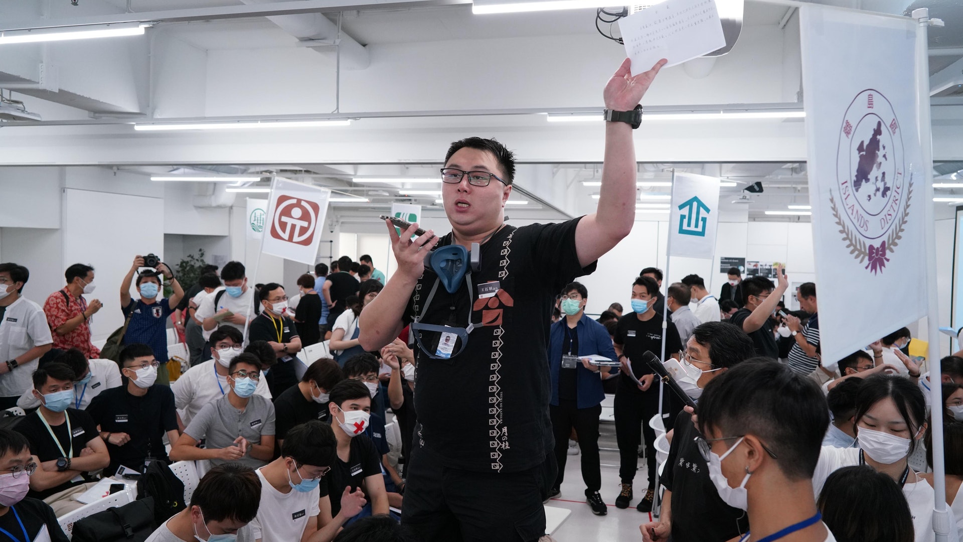 徐英偉稱區議員議政平台非法理據充分 湯家驊:暫看不到有問題 徐英偉稱區議員議政平台非法理據充分 湯家驊:暫看不到有問題