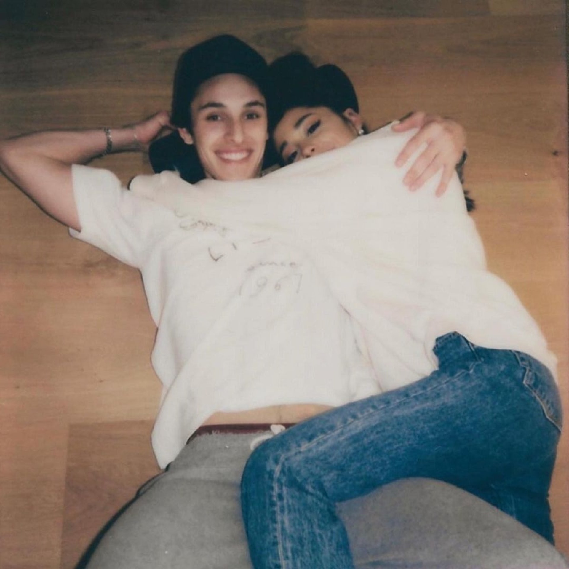 Ariana Grandeè¨‚å©šå‚³ä¸»å‹•å‡ºæ