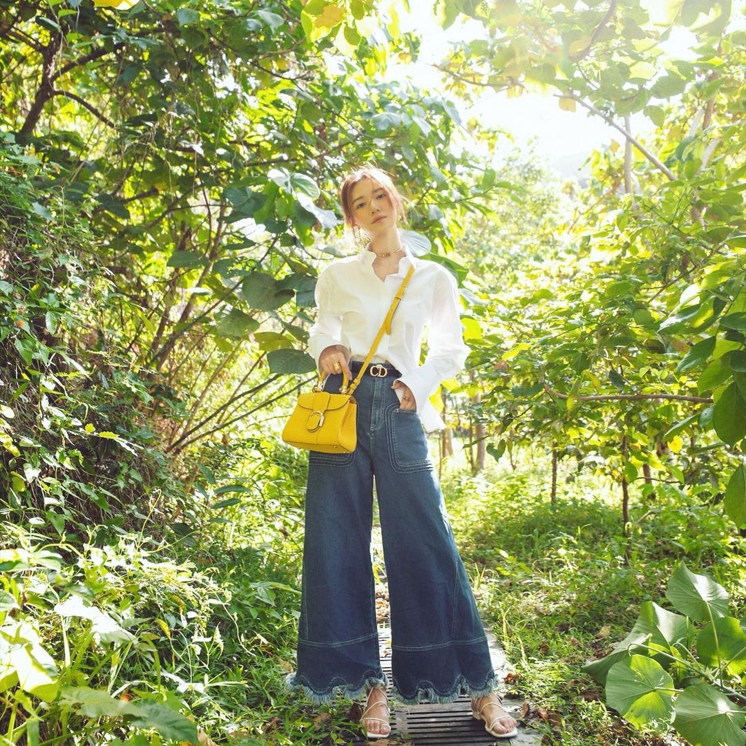梨型身材的女生要選擇能營造出立體線條感的挺身質料。(IG@misselvani)