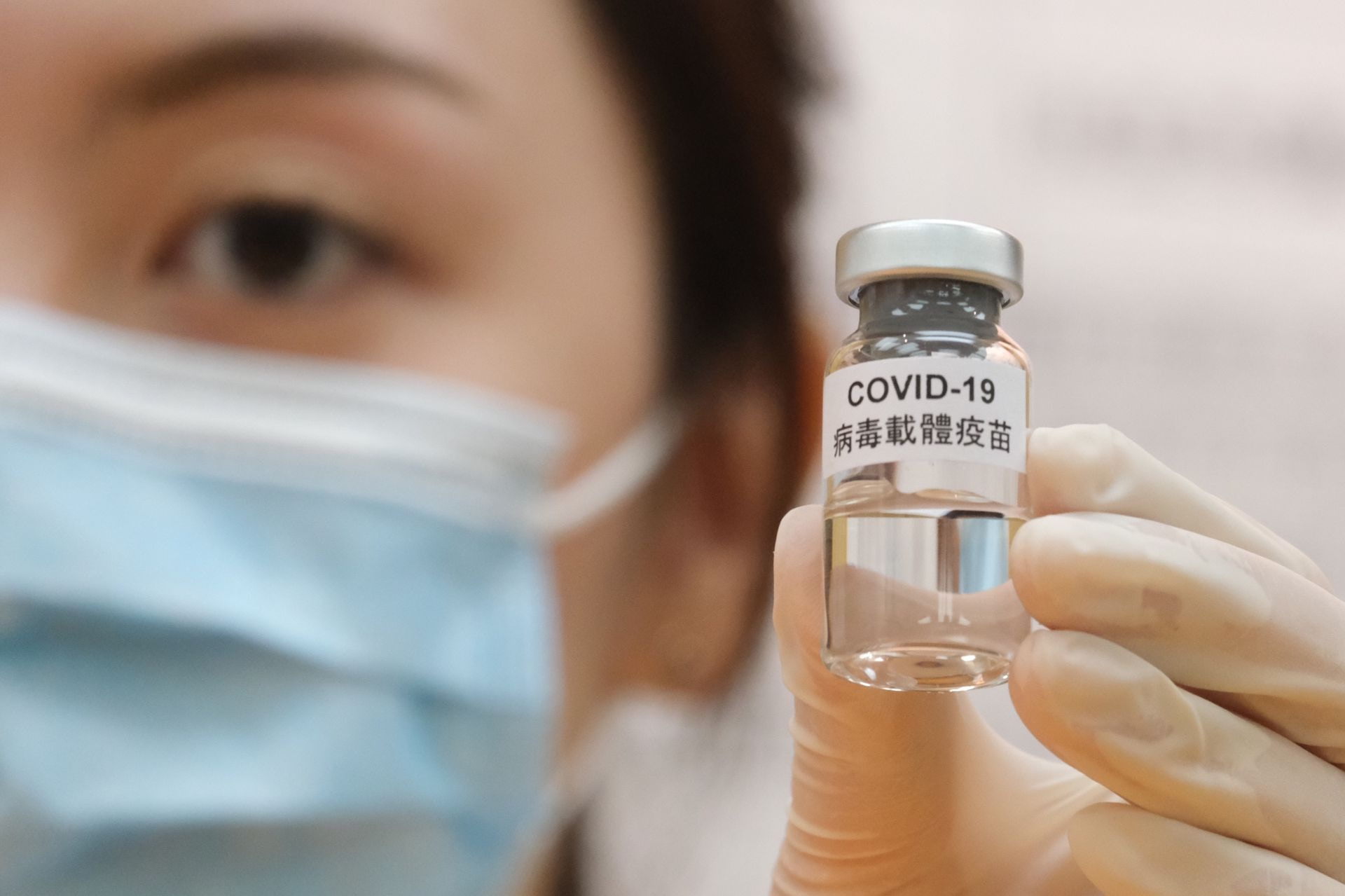 新冠肺炎疫苗｜陳肇始料科興一兩日有第三期數據　設社區接種中心