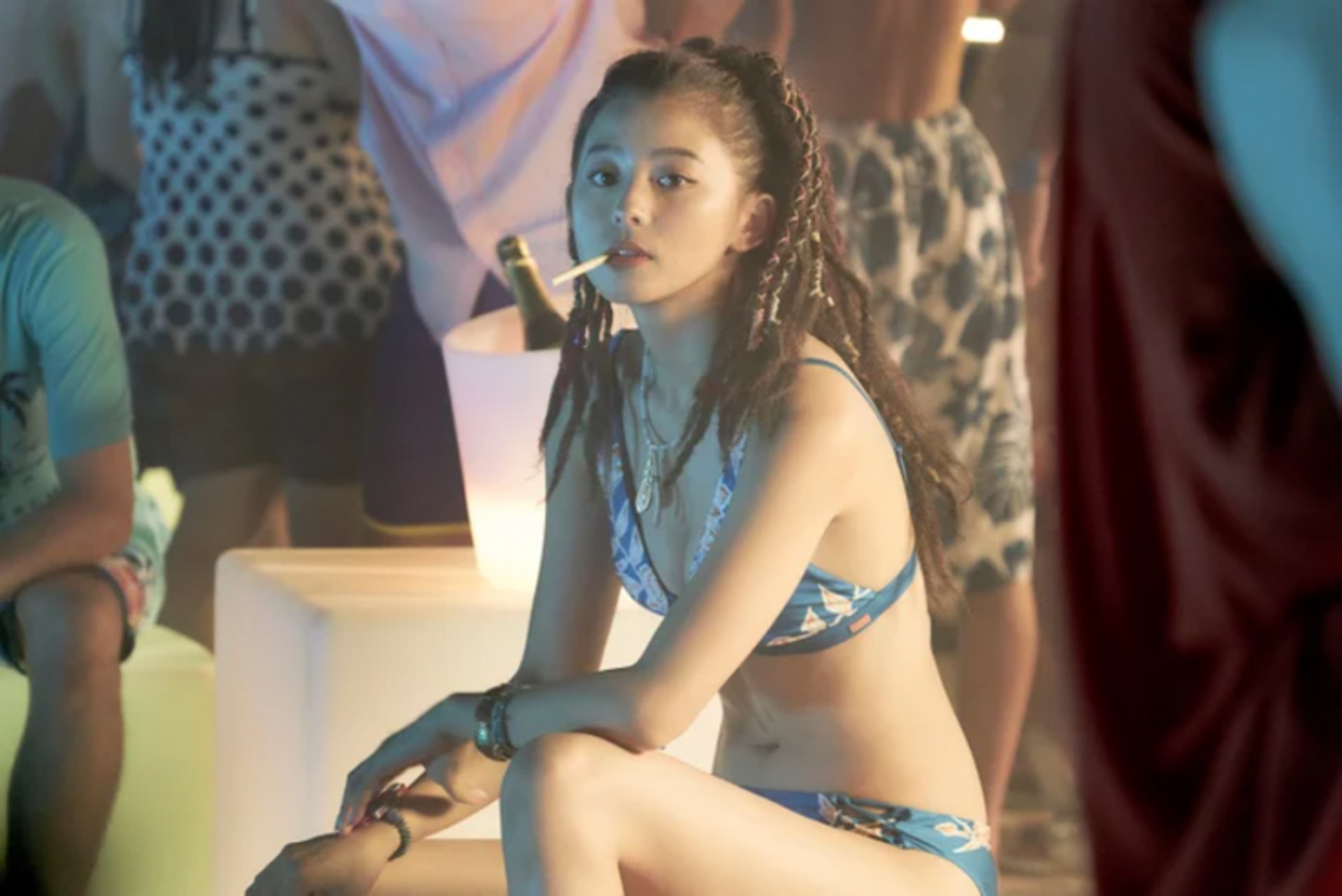 今際之國的有栖 水雞光朝比奈彩是百米飛人奇蹟九頭身這樣煉成 今際之國的有栖 水雞光朝比奈彩是百米飛人奇蹟九頭身這樣煉成