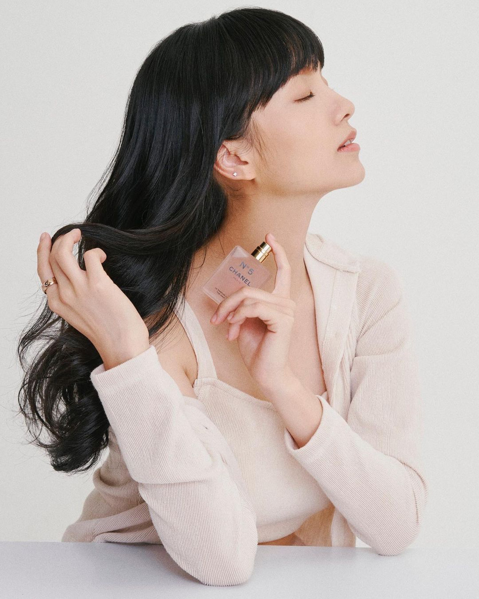 香水使用 香水味道更持久6大貼士別只噴手腕3步令香水最有效 香水使用 香水味道更持久6大貼士別只噴手腕3步令香水最有效