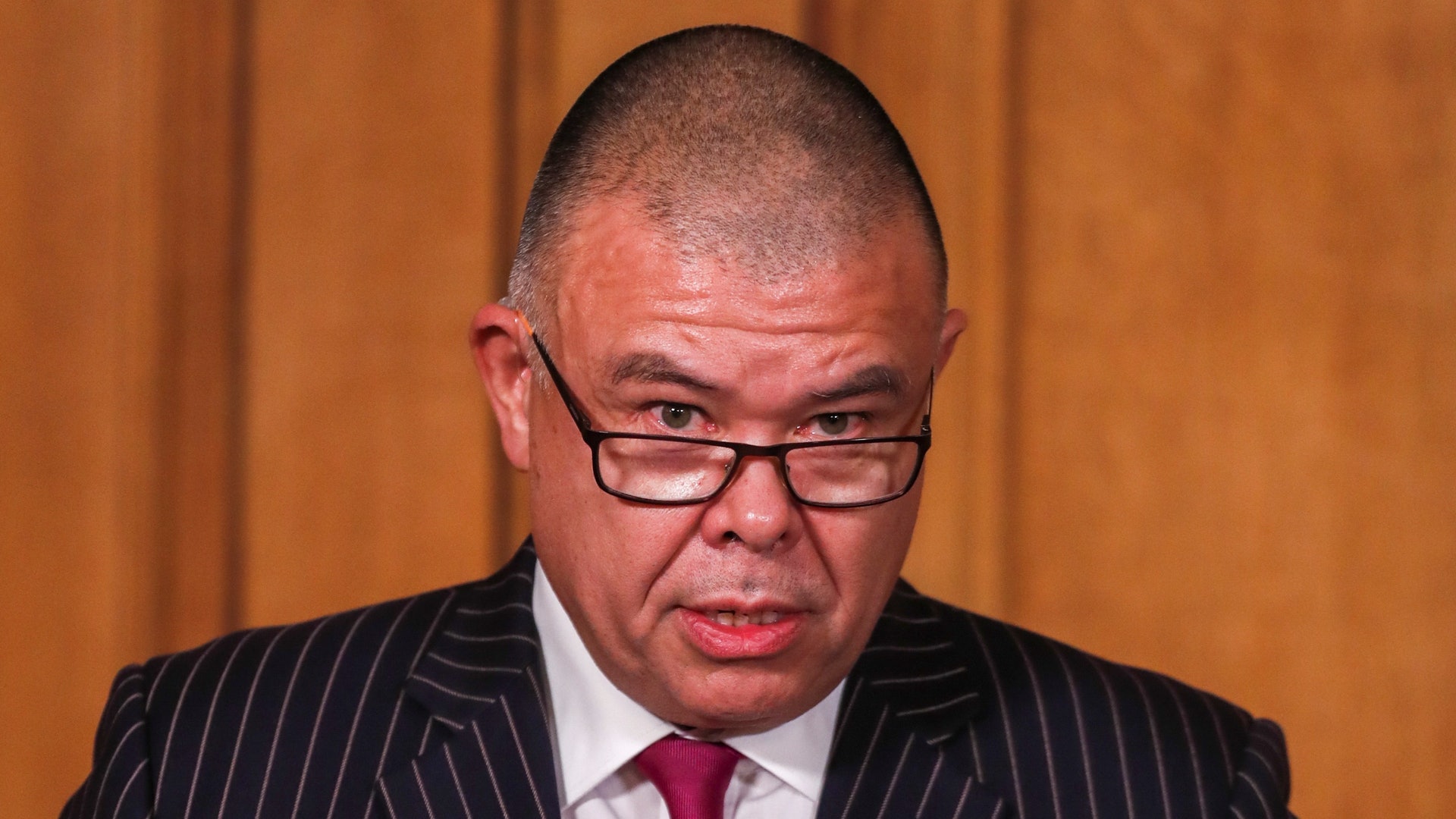新冠疫苗|英國醫療官:延長2劑疫苗接種間隔期 可救更多人 新冠疫苗|英國醫療官:延長2劑疫苗接種間隔期 可救更多人