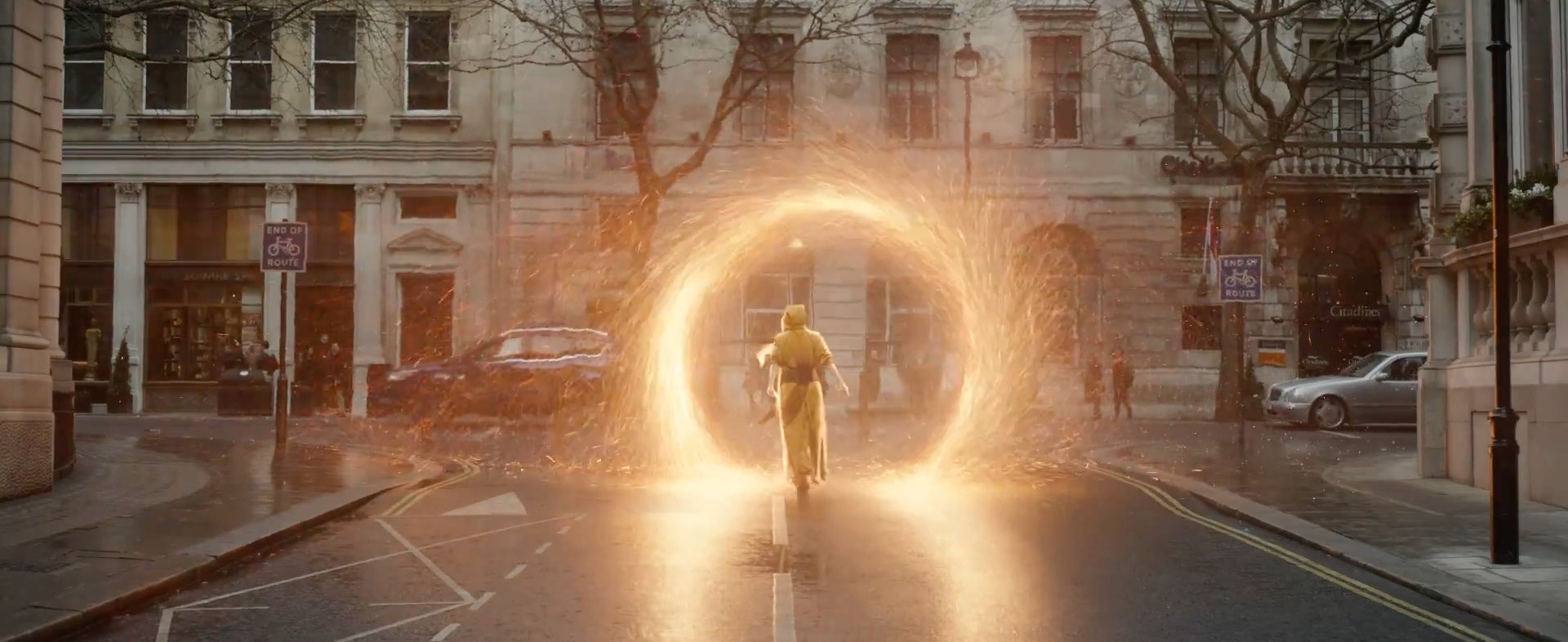 許多中國網民指控《陰陽師:晴雅集》的陣法跟《奇異博士》非常相似。(《奇異博士》劇照) 許多中國網民指控《陰陽師:晴雅集》的陣法跟《奇異博士》非常相似。(《奇異博士》劇照)