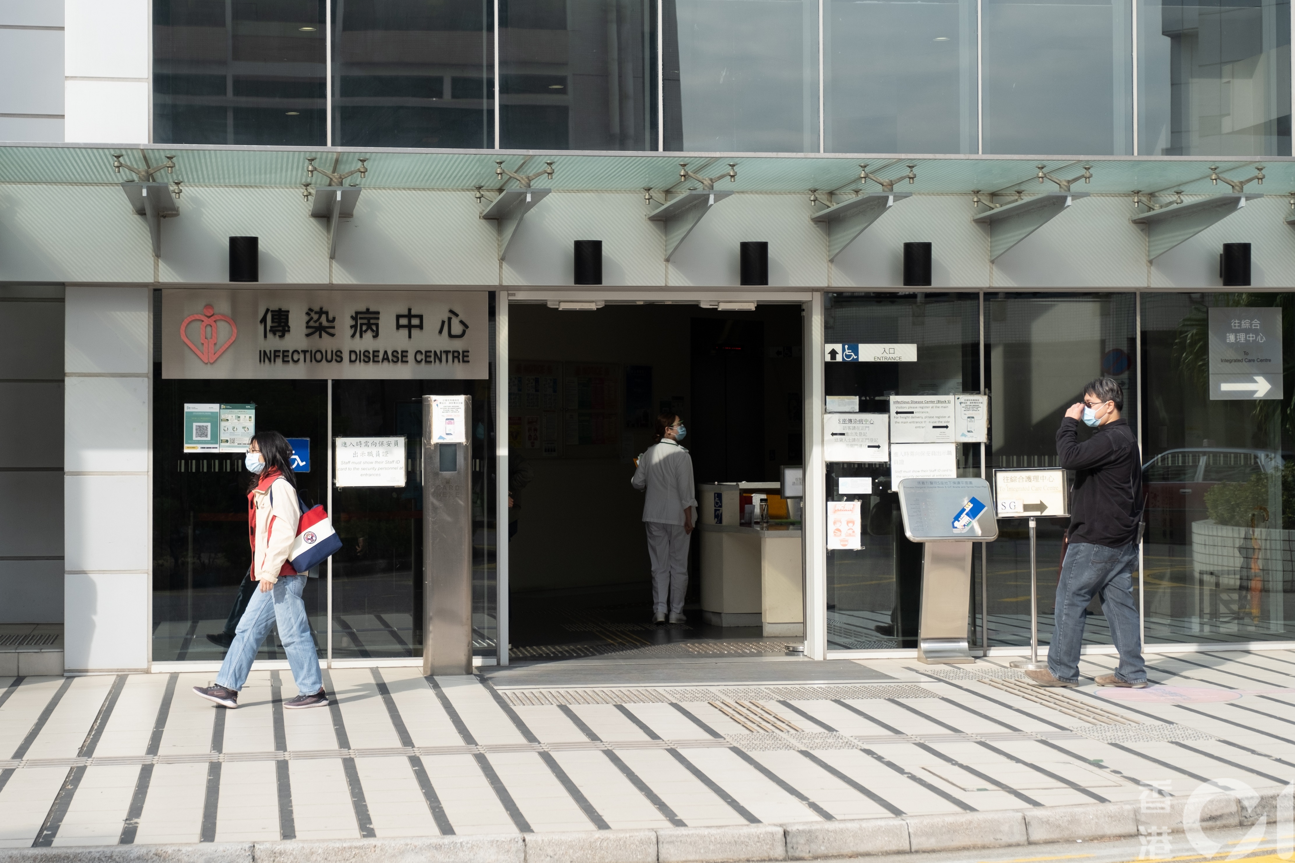 1月4日，瑪嘉烈醫院疑有病房爆群組感染，據悉多人中招。(梁鵬威攝)