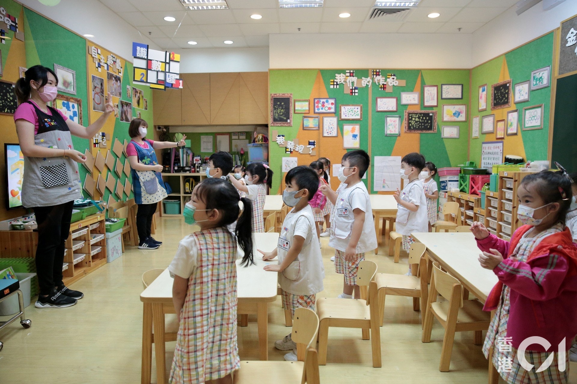 教育局宣布全港中學、小學、幼稚園,暫停面授課堂,延續至農曆新年假期。(資料圖片/李澤彤攝) 教育局宣布全港中學、小學、幼稚園,暫停面授課堂,延續至農曆新年假期。(資料圖片/李澤彤攝)