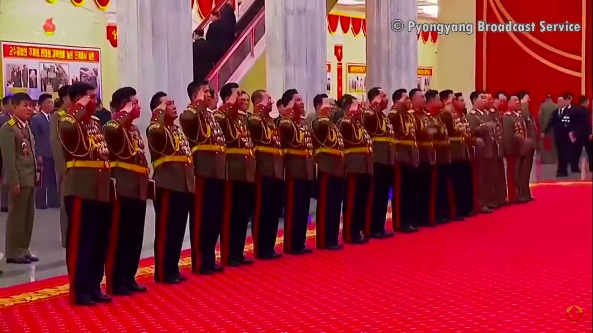 金正恩帥氣登場 白馬王子 造型曝光勞動黨八大7千人激動鼓掌 香港01 環球趣聞 金正恩帥氣登場 白馬王子 造型曝光勞動黨八大7千人激動鼓掌 香港01 環球趣聞