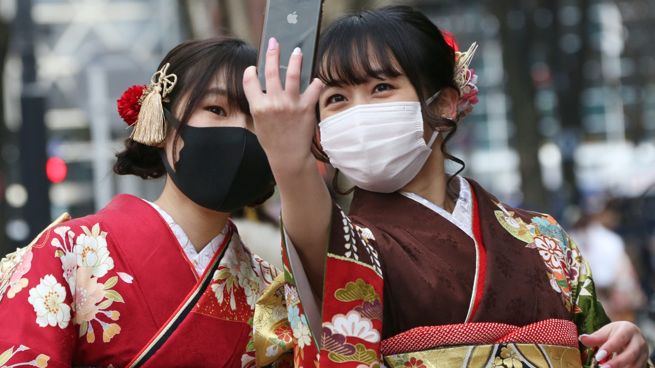 日本和服原來是中國吳服? 南京古裝女遊夫子廟掀文化爭論 日本和服原來是中國吳服? 南京古裝女遊夫子廟掀文化爭論