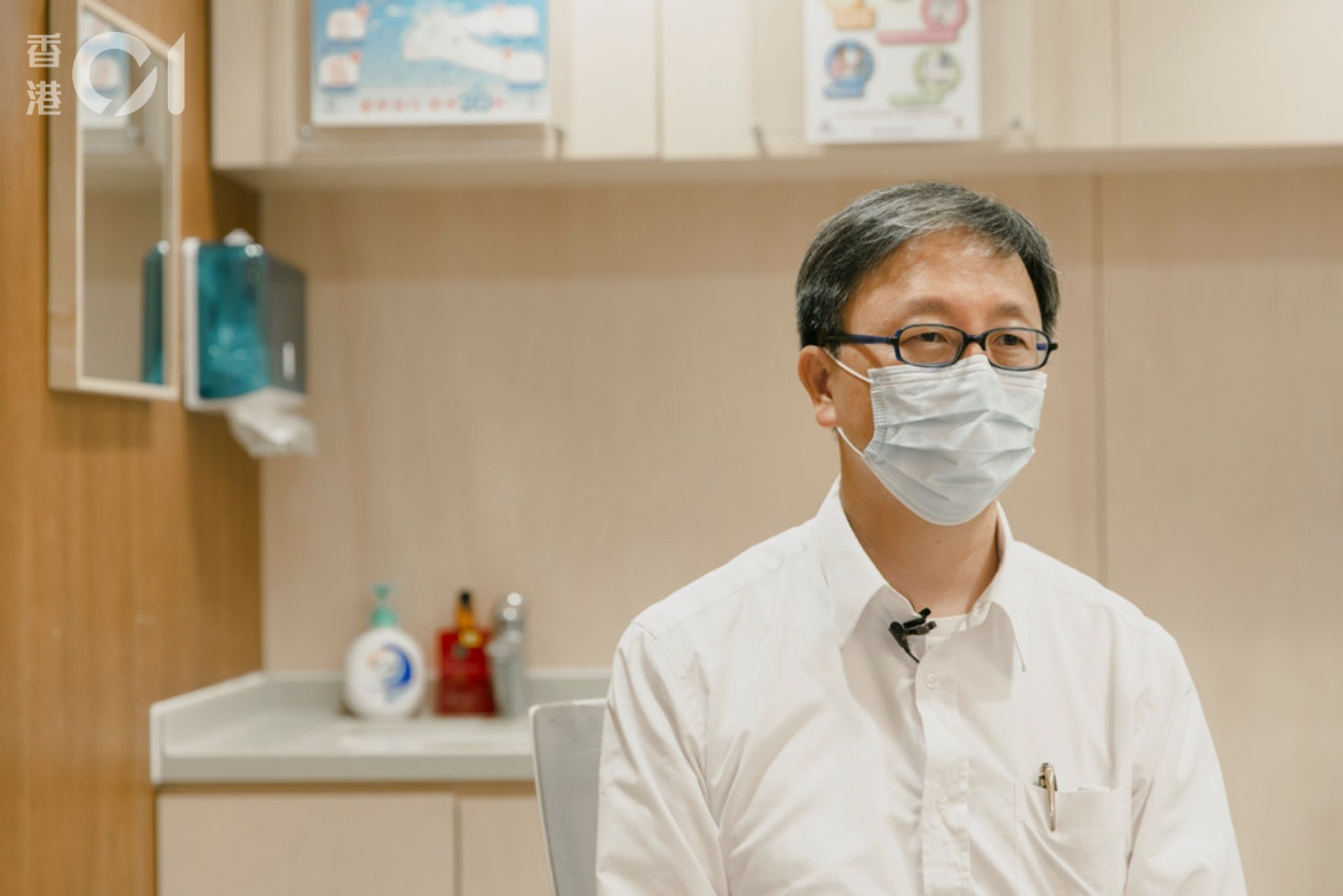 何栢良表示,留意到不少商場現時於晚上8時已關門,人流不算太多,加上第四波疫情襲港至今,並未發現有個案因市民逛商場而引起,質疑成效。(資料圖片) 何栢良表示,留意到不少商場現時於晚上8時已關門,人流不算太多,加上第四波疫情襲港至今,並未發現有個案因市民逛商場而引起,質疑成效。(資料圖片)