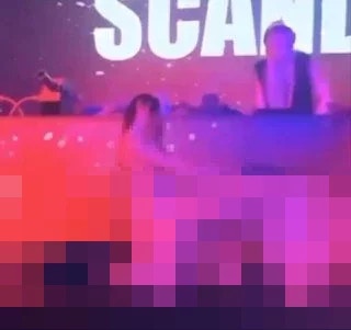 台中市南屯區夜店日前有國外舞者穿緊身衣，模仿性行為動作，在台上熱舞，警方期後通知涉案5人到案，並依妨害風化罪送辦。（Facebook / 「黑色豪門企業」專頁）