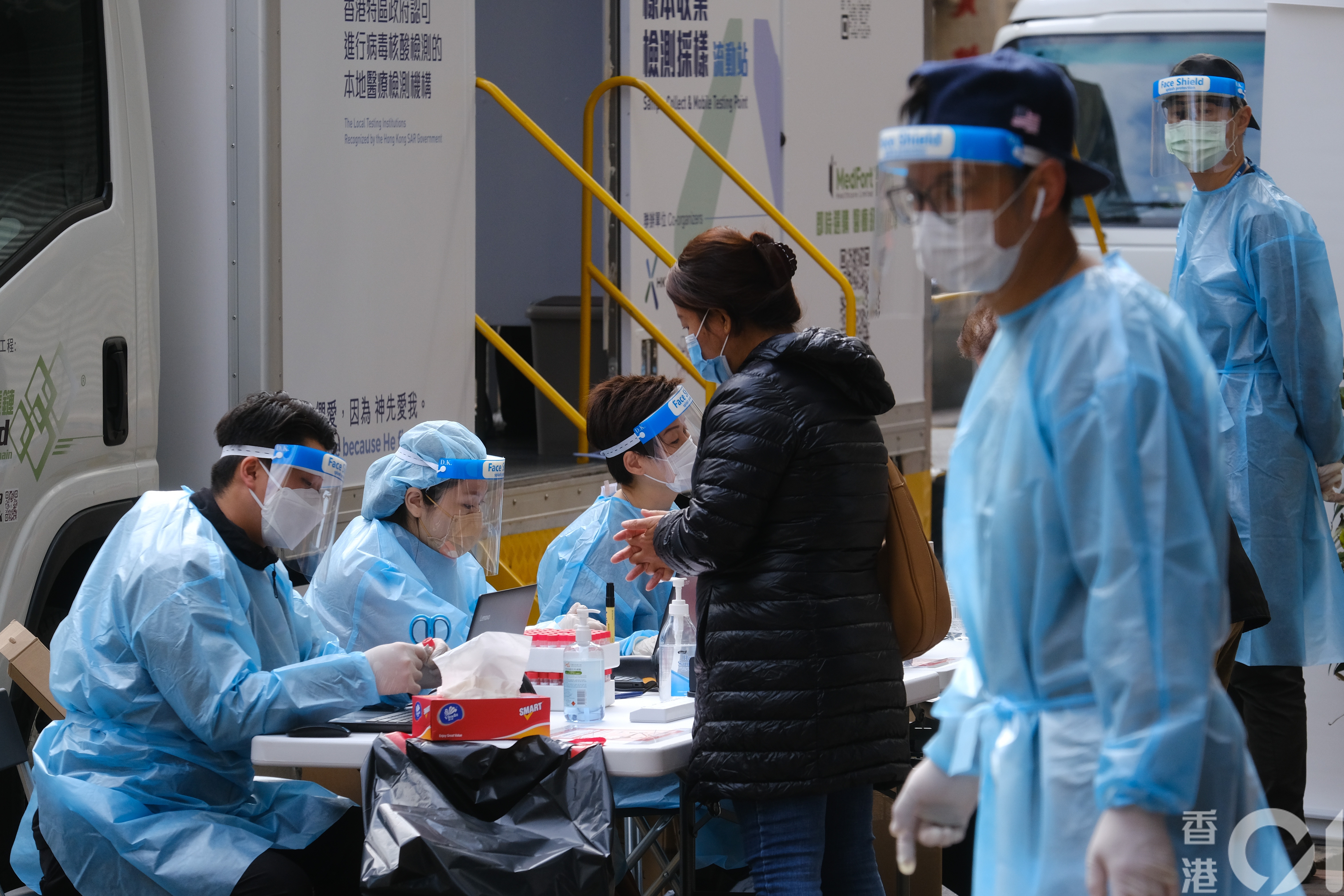 廟街疫區｜曾祈殷倡同驗商戶、所有居民　深水埗等區域應定期驗