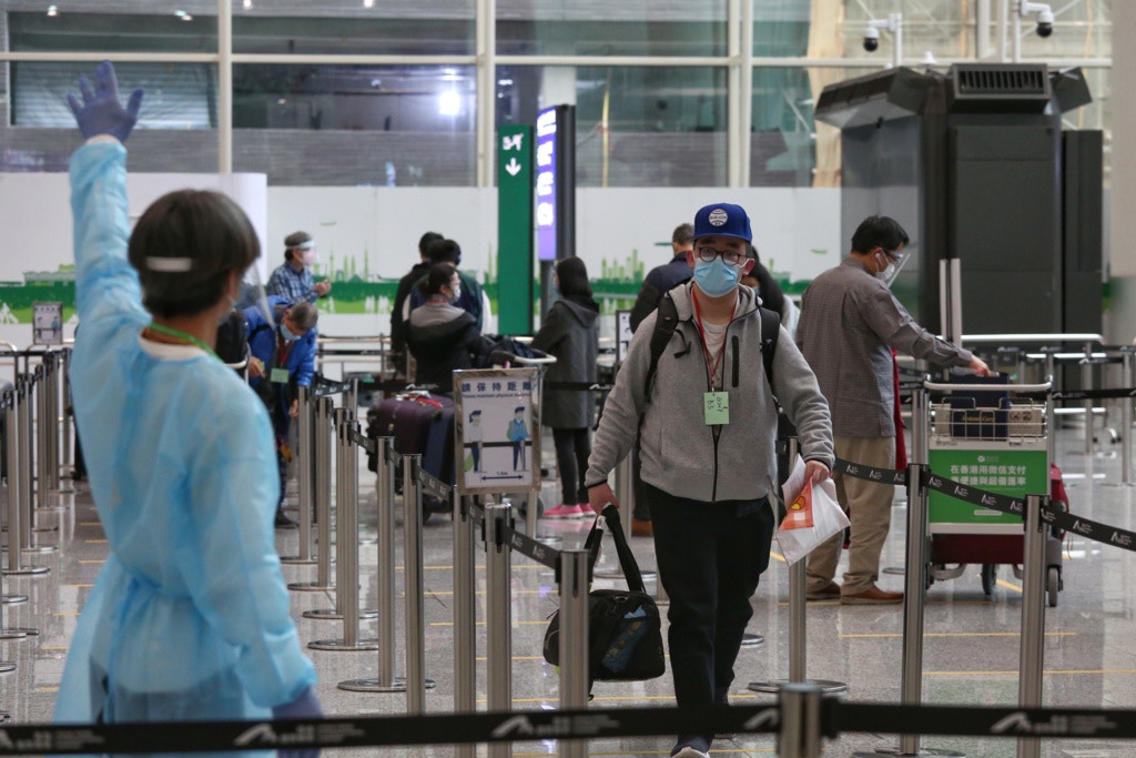 本港新型冠狀病毒肺炎疫情持續，港府要求抵港人士要在機場等待至有陰性檢測結果才可離開。（資料圖片／張浩維攝）