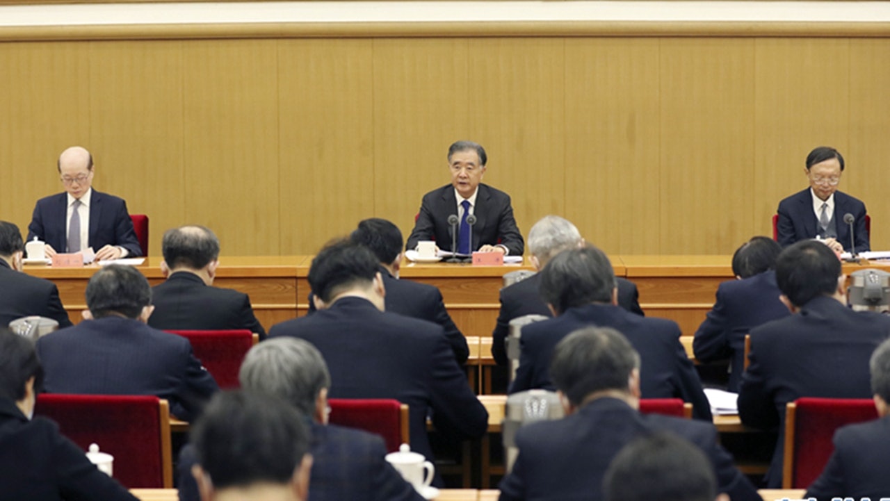 2021年對台工作會議在北京舉行。中共中央政治局常委、全國政協主席汪洋(中)出席會議並講話。(新華社) 2021年對台工作會議在北京舉行。中共中央政治局常委、全國政協主席汪洋(中)出席會議並講話。(新華社)