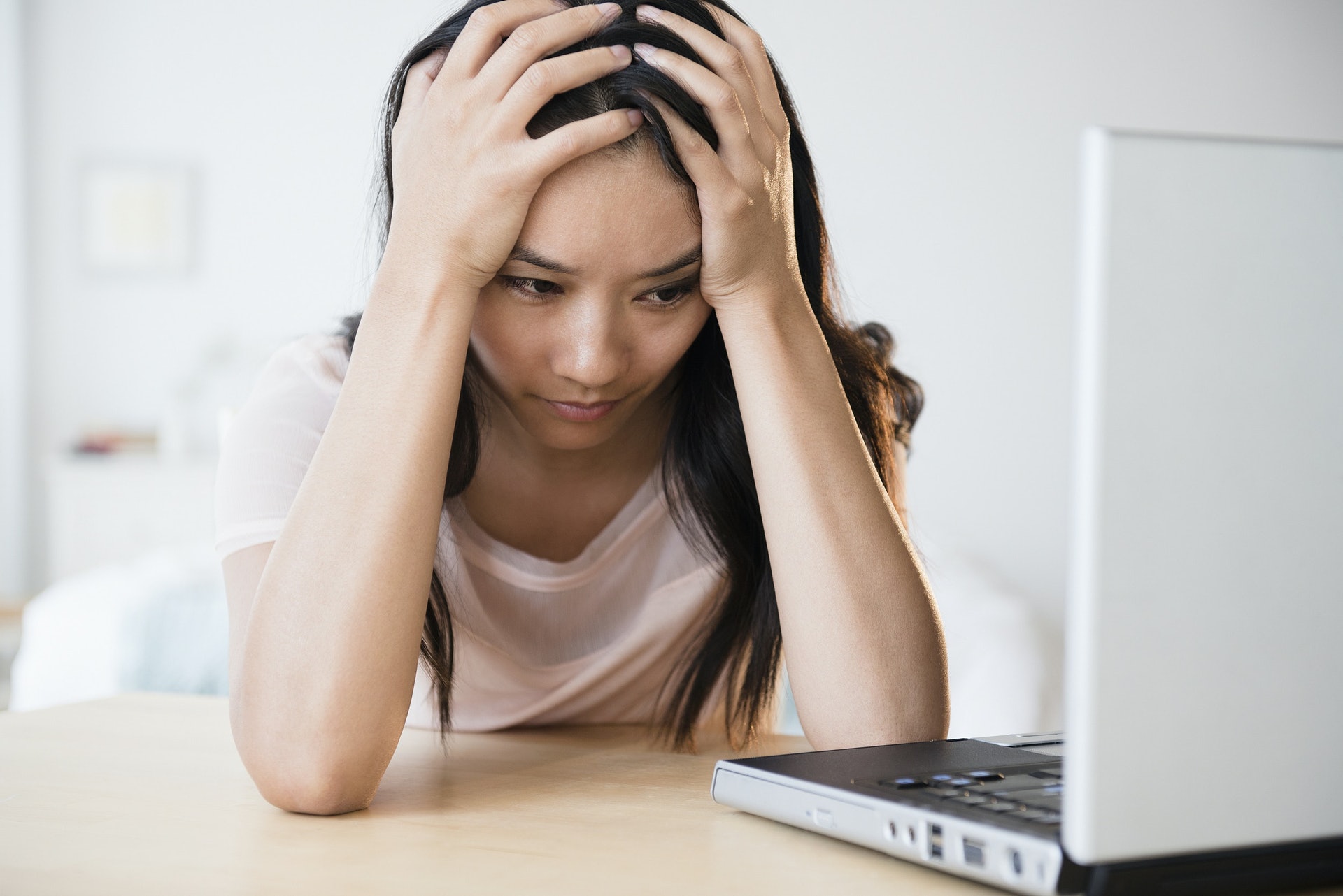 女人進入40歲開始,肝腎漸轉不足,易陰陽氣血失調,可引致失眠、乳腺增生機率增加等問題,需要多加注意。(GettyImages/VCG) 女人進入40歲開始,肝腎漸轉不足,易陰陽氣血失調,可引致失眠、乳腺增生機率增加等問題,需要多加注意。(GettyImages/VCG)