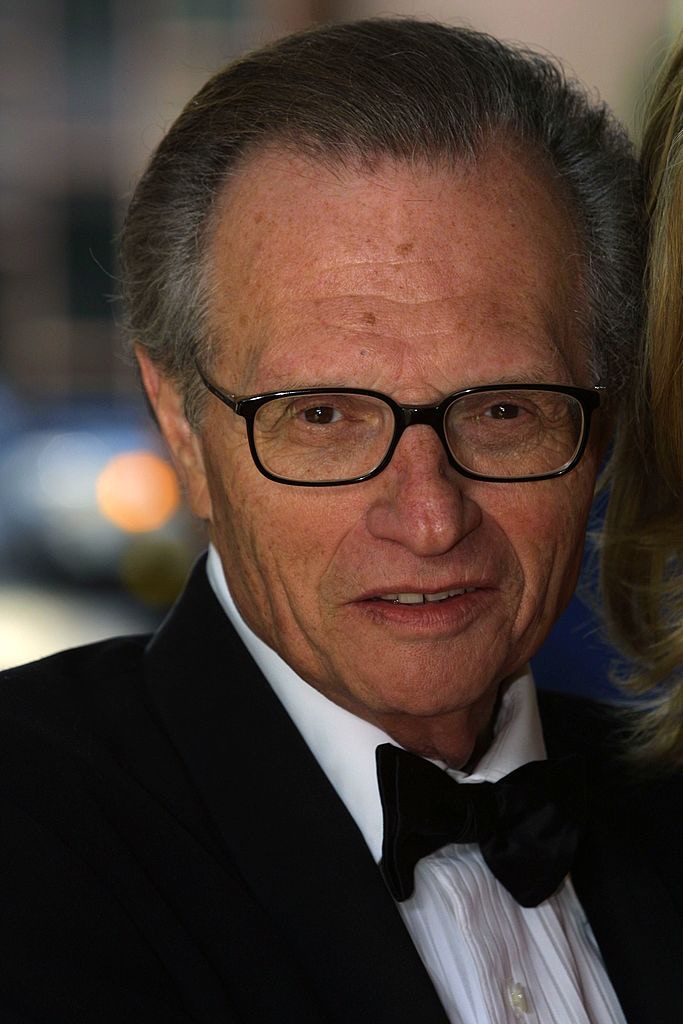 Larry King：圖為2001年6月Larry King出席The Larry King Cardiac Foundation的宴會。（Getty）