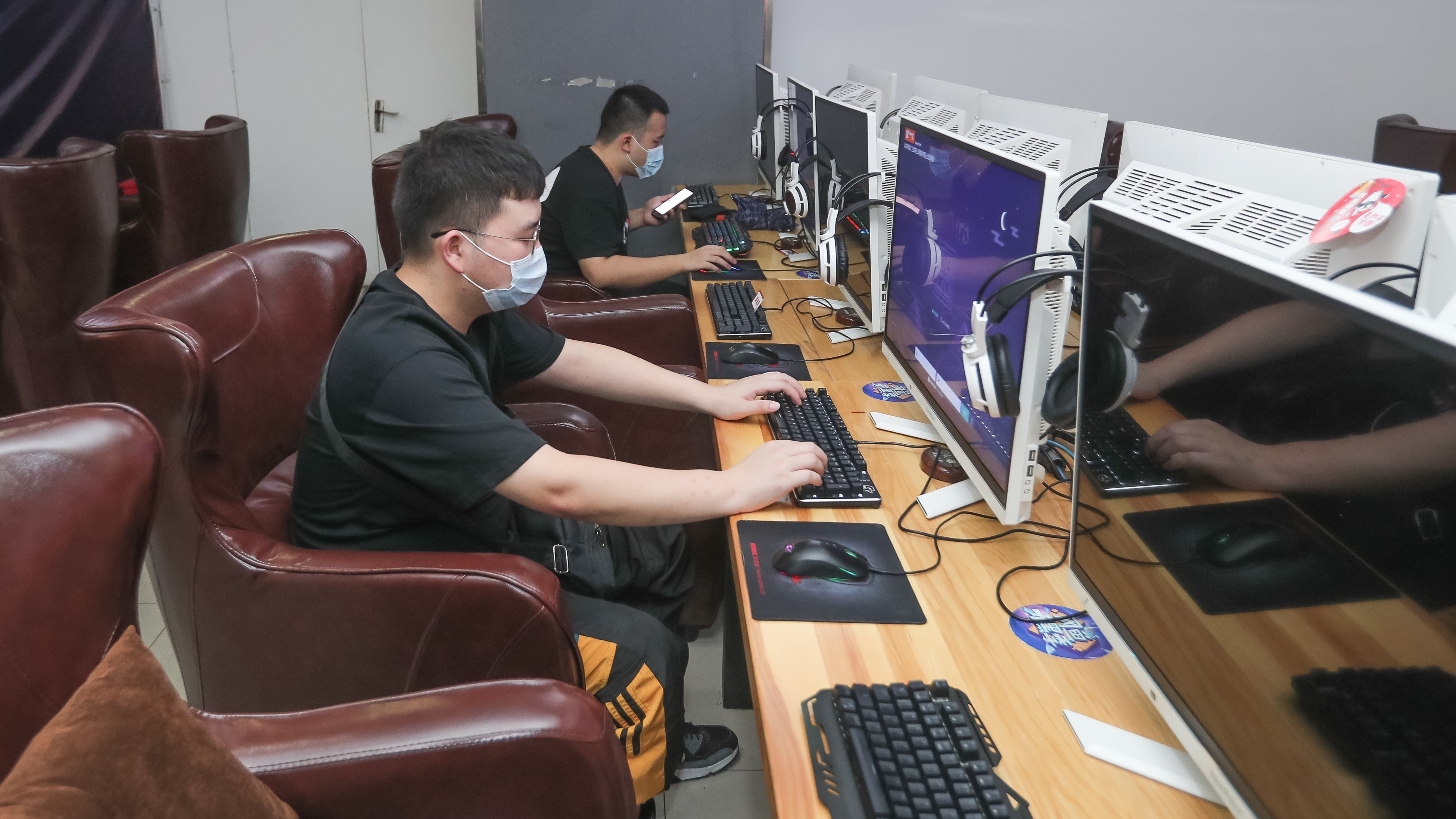 互聯網用戶公眾帳號管理新規下月實施生產營運者禁買賣帳號