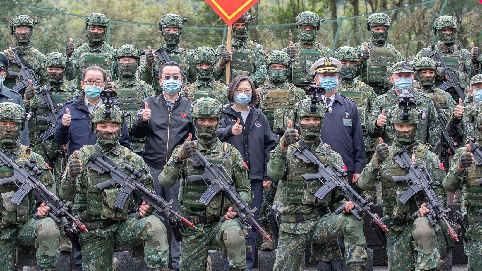 蔡英文視察台軍特戰部隊　稱去年至今偵獲2000架解放軍軍機