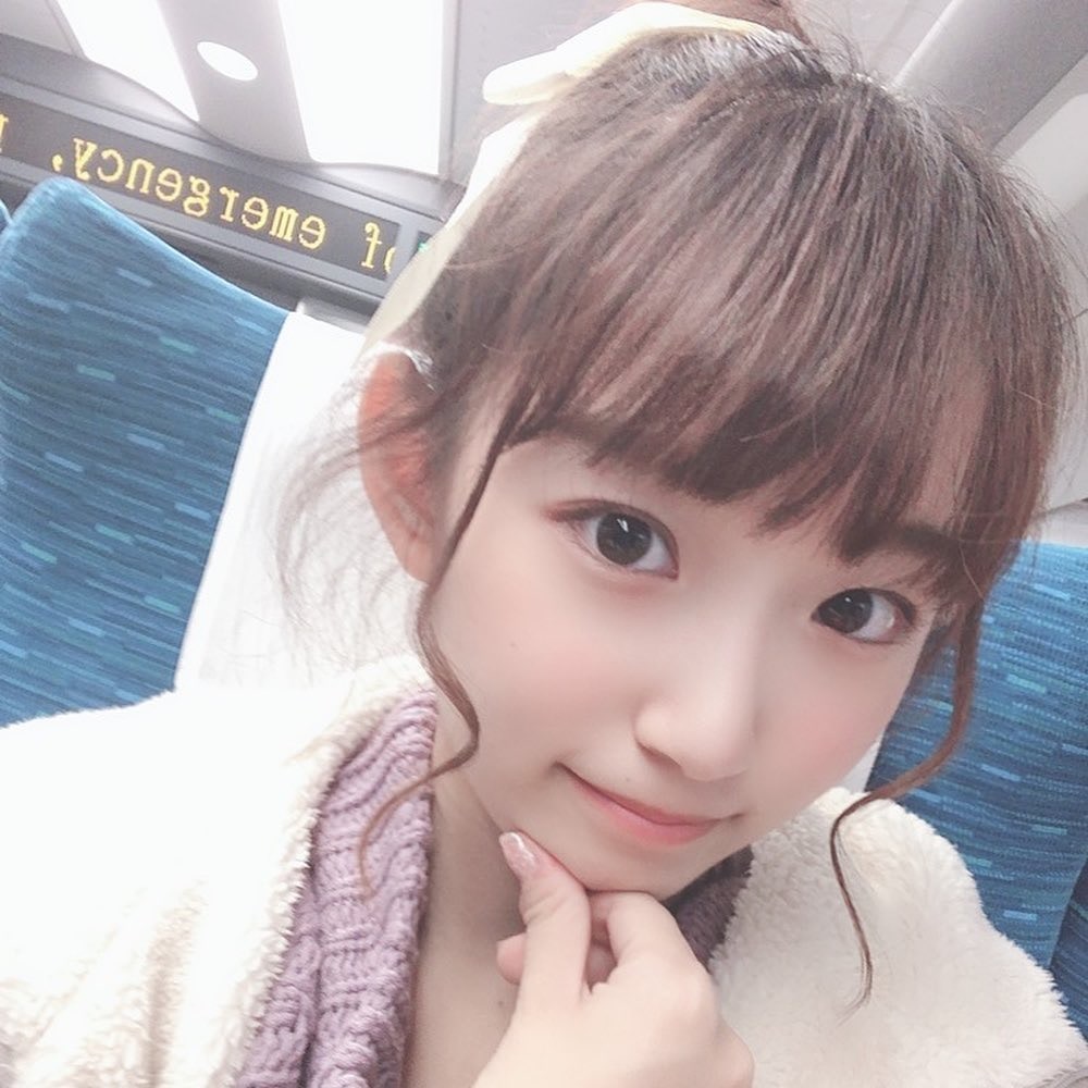 蘿莉女神音井結衣youtube教英文19歲大學生網民讚 老師太可愛 香港01 開罐