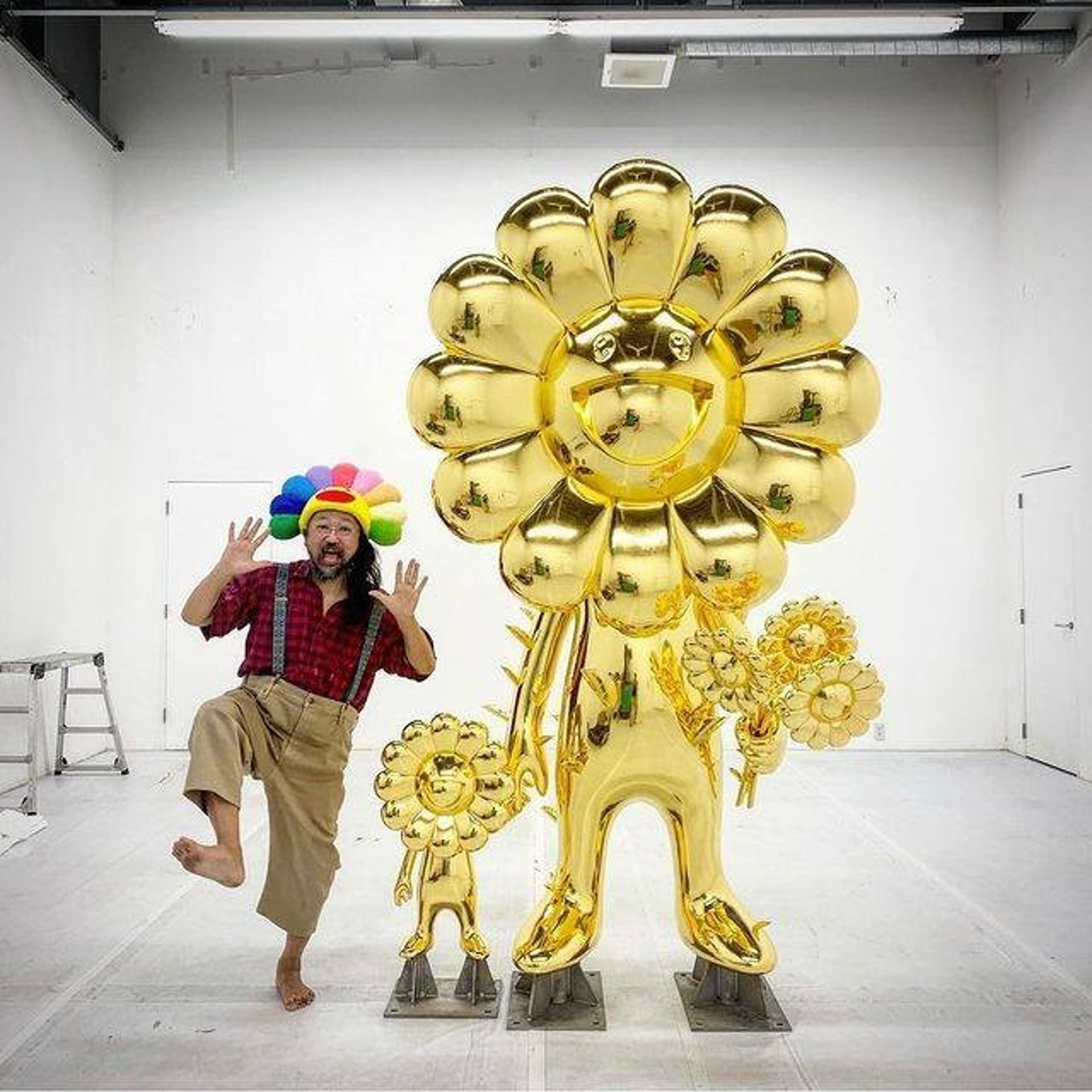 村上隆 新作 花的父母 聯乘多個日牌服飾外更有平底鍋 村上隆 新作 花的父母 聯乘多個日牌服飾外更有平底鍋