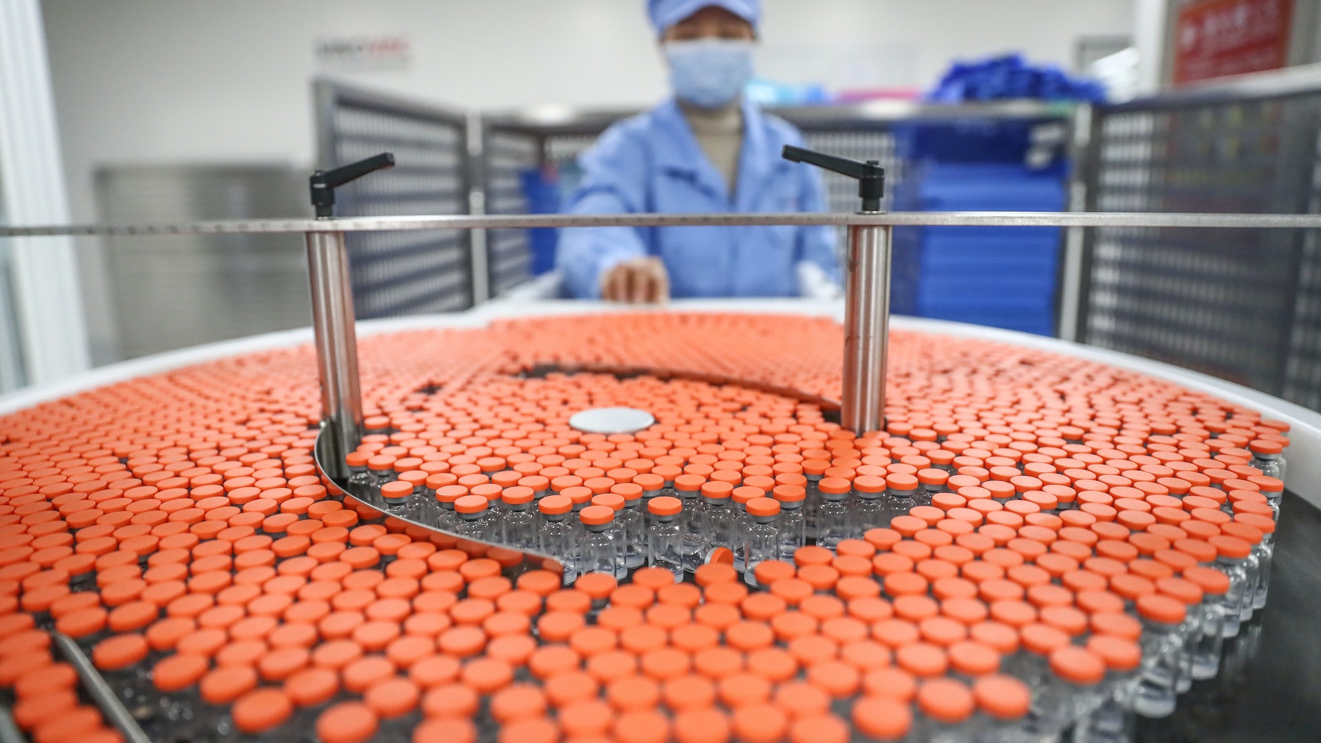 新冠疫苗|約一千診所參與注射 林哲玄:優先群組應帶證明文件 新冠疫苗|約一千診所參與注射 林哲玄:優先群組應帶證明文件