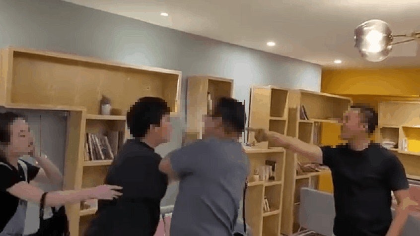 澳中國女留學生討薪無果遭打 知情者:海外華人常遭「唔熟唔食」 澳中國女留學生討薪無果遭打 知情者:海外華人常遭「唔熟唔食」