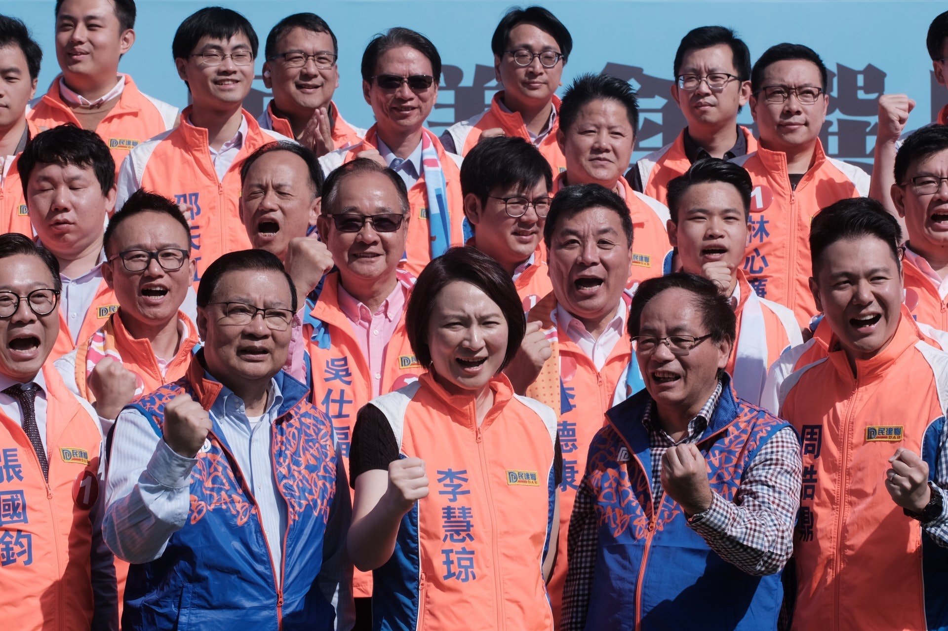 å°è¨ª ææ
§ç¼ä¸ä½å¨å³ èèå®çè®æè±å¯ç¶