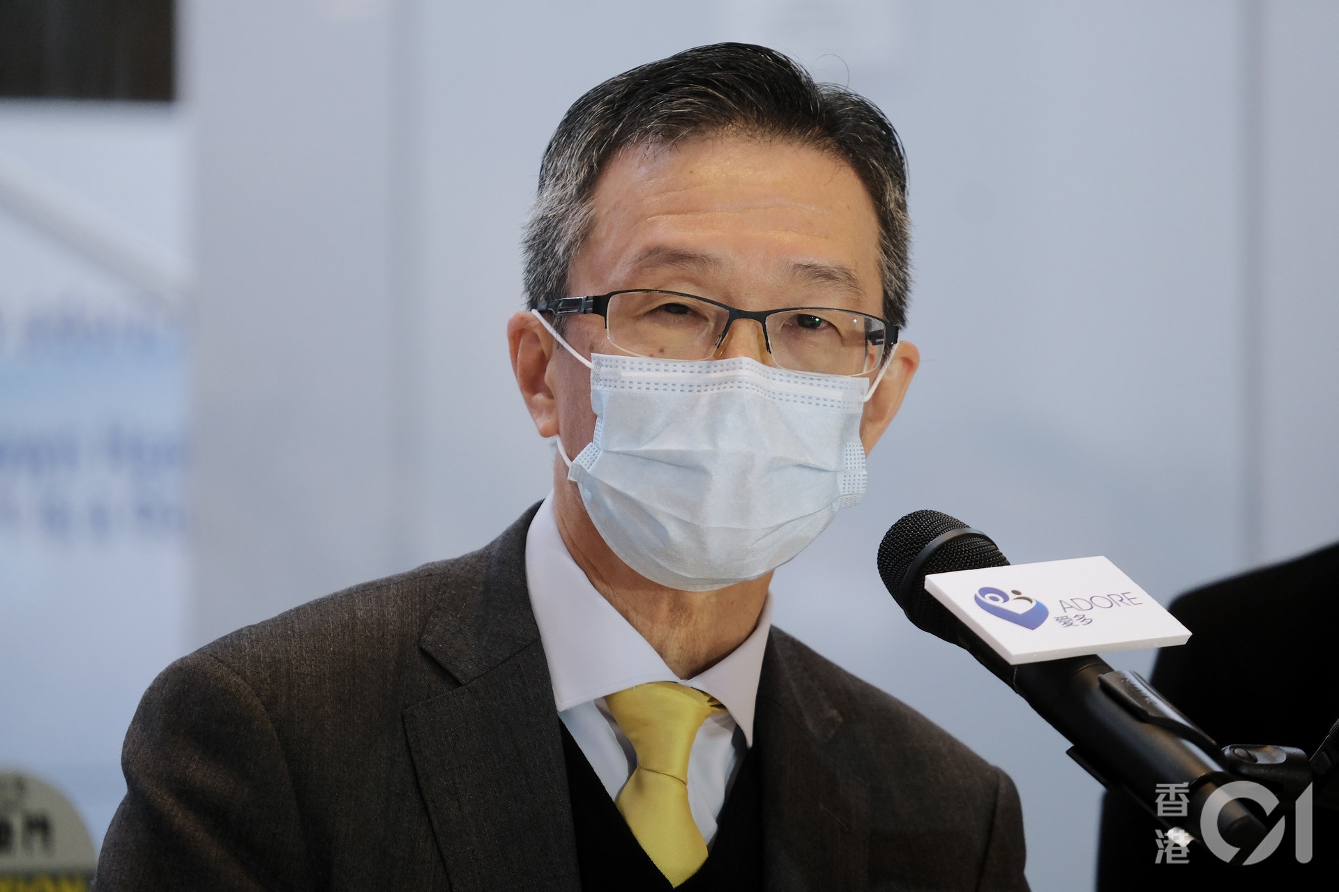 中大醫院行政總裁馮康指出,醫療室的換鮮風為每小時25次。(歐嘉樂攝) 中大醫院行政總裁馮康指出,醫療室的換鮮風為每小時25次。(歐嘉樂攝)