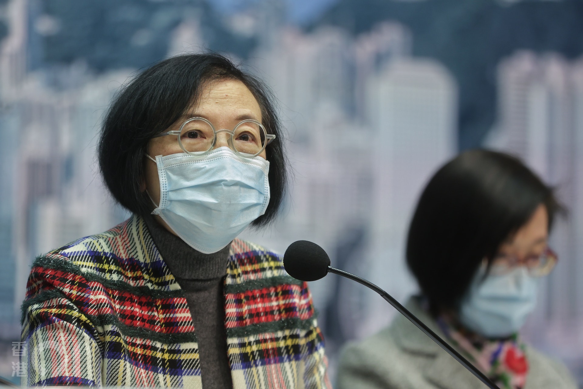 陳肇始指,群體免疫需要時間,愈多人打,就「會慢慢朝向方向」,但無回應政府預計何時可有足夠的群體免疫力。(李澤彤攝/資料圖片) 陳肇始指,群體免疫需要時間,愈多人打,就「會慢慢朝向方向」,但無回應政府預計何時可有足夠的群體免疫力。(李澤彤攝/資料圖片)