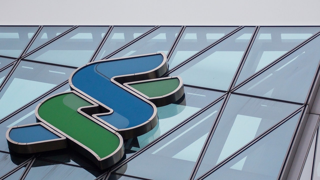 疫情｜渣打香港︰3間分行暫時關閉消毒有員工初步確診