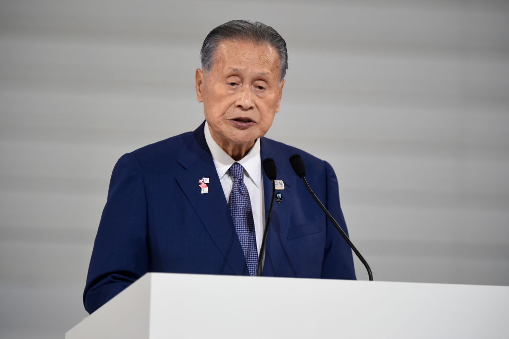 生於1937年的森喜朗，在2000年4月至2001年4月期間短暫擔任日本首相。圖為森喜朗2019年8月在東京舉行奧運倒數儀式（Getty）