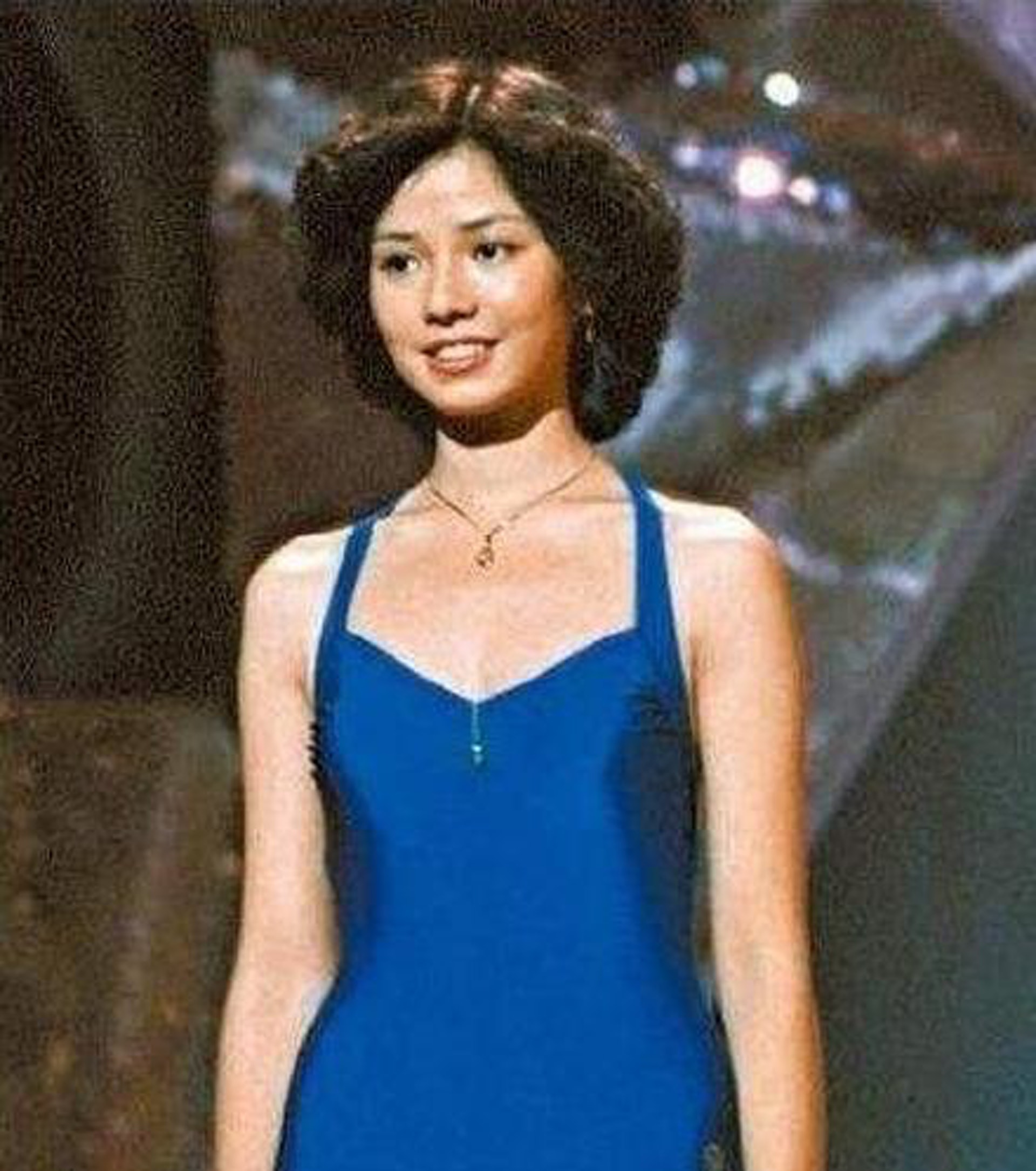 鍾楚紅於1979年參選香港小姐並獲得第四名。（扒圈內醬@微博）