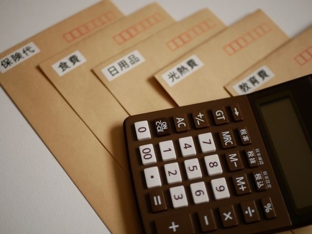 林依晨靠「信封理財法」30歲前買樓！5大必學技巧卡數要點計？