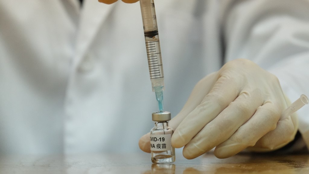 科興疫苗、BioNTech保護率有高低 學者:醫護紀律部隊選擇可不同 科興疫苗、BioNTech保護率有高低 學者:醫護紀律部隊選擇可不同