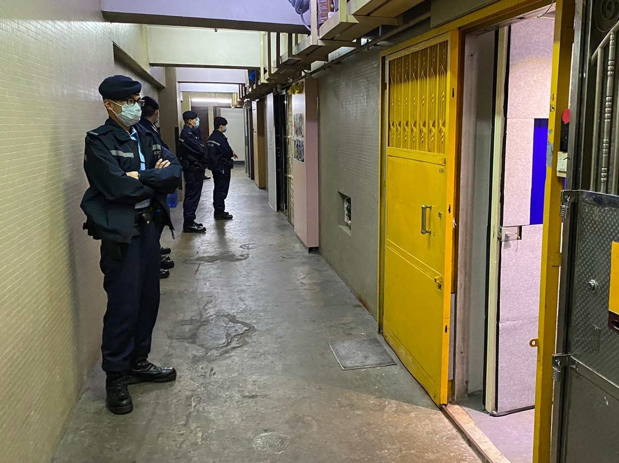 反黑組搗鯉魚門道工廈違規Party Room 負責人被檢控15顧客被票控