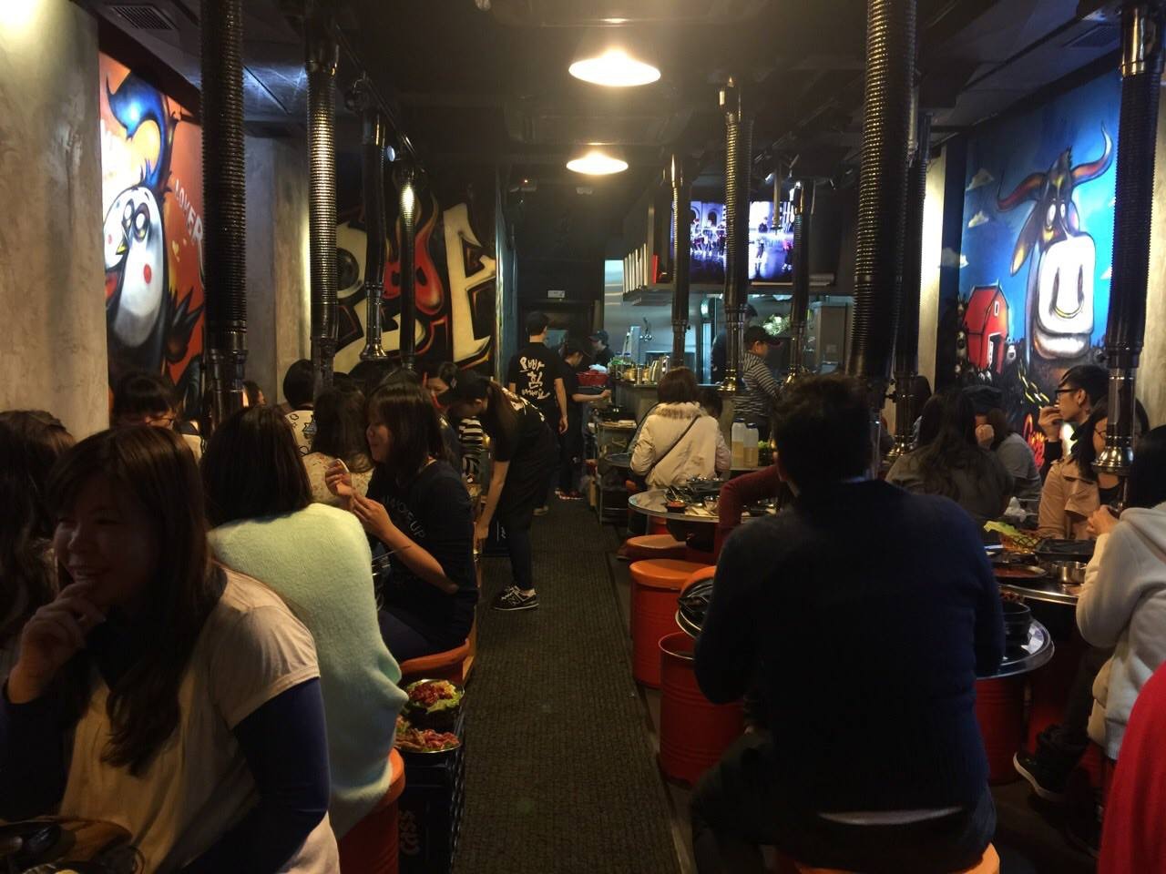 一名和早前個案相關的男患者曾到旺角OPPA 韓國燒肉店。（Oppa Korean Restaurant 烤肉哥哥 Facebook照片）